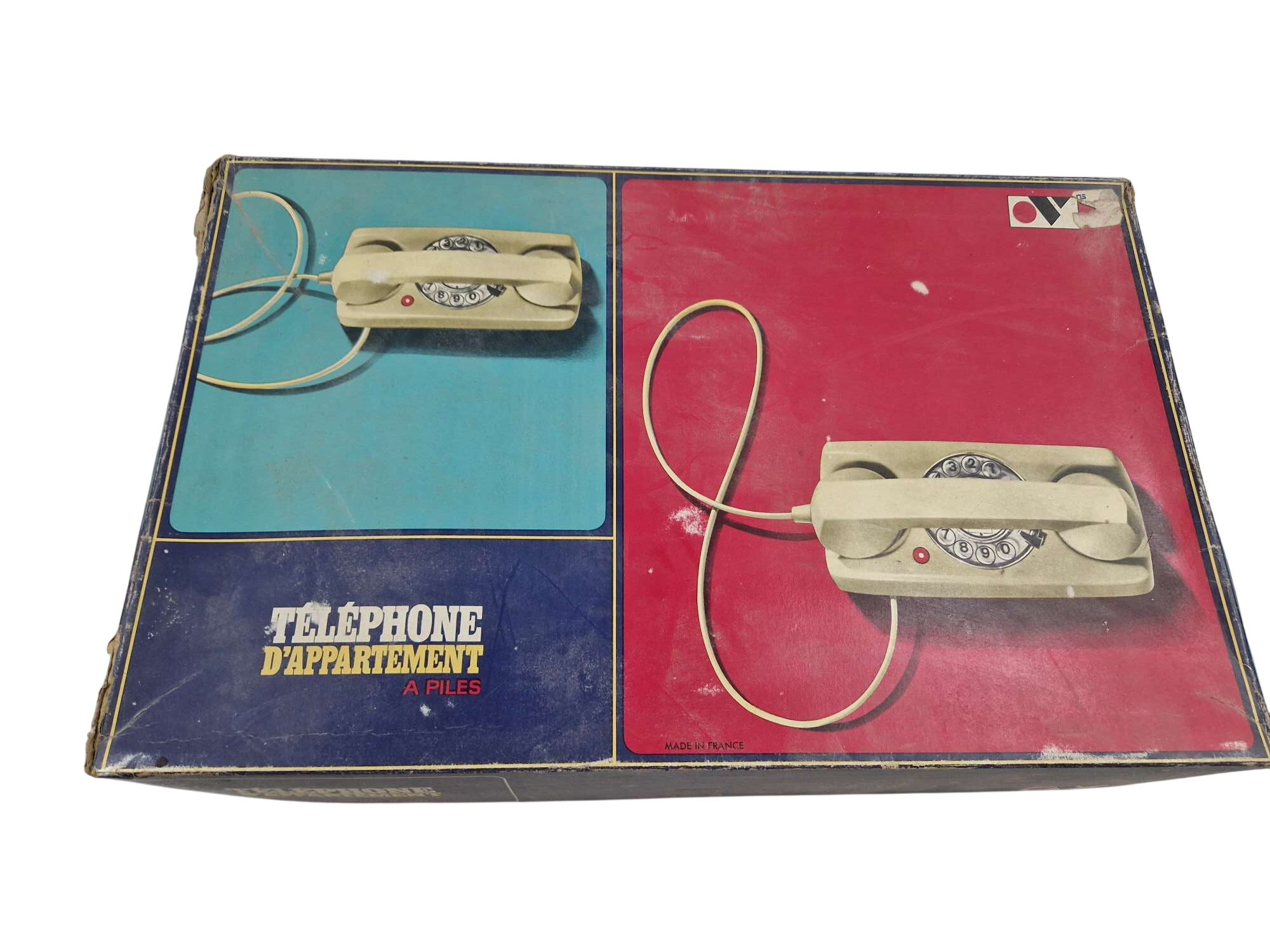 Jouet Téléphone d'appartement vintage État correct - 23,00 € Jouet Téléphone d'appartement vintage État correct reconditionné disponible sur Label Emmaüs