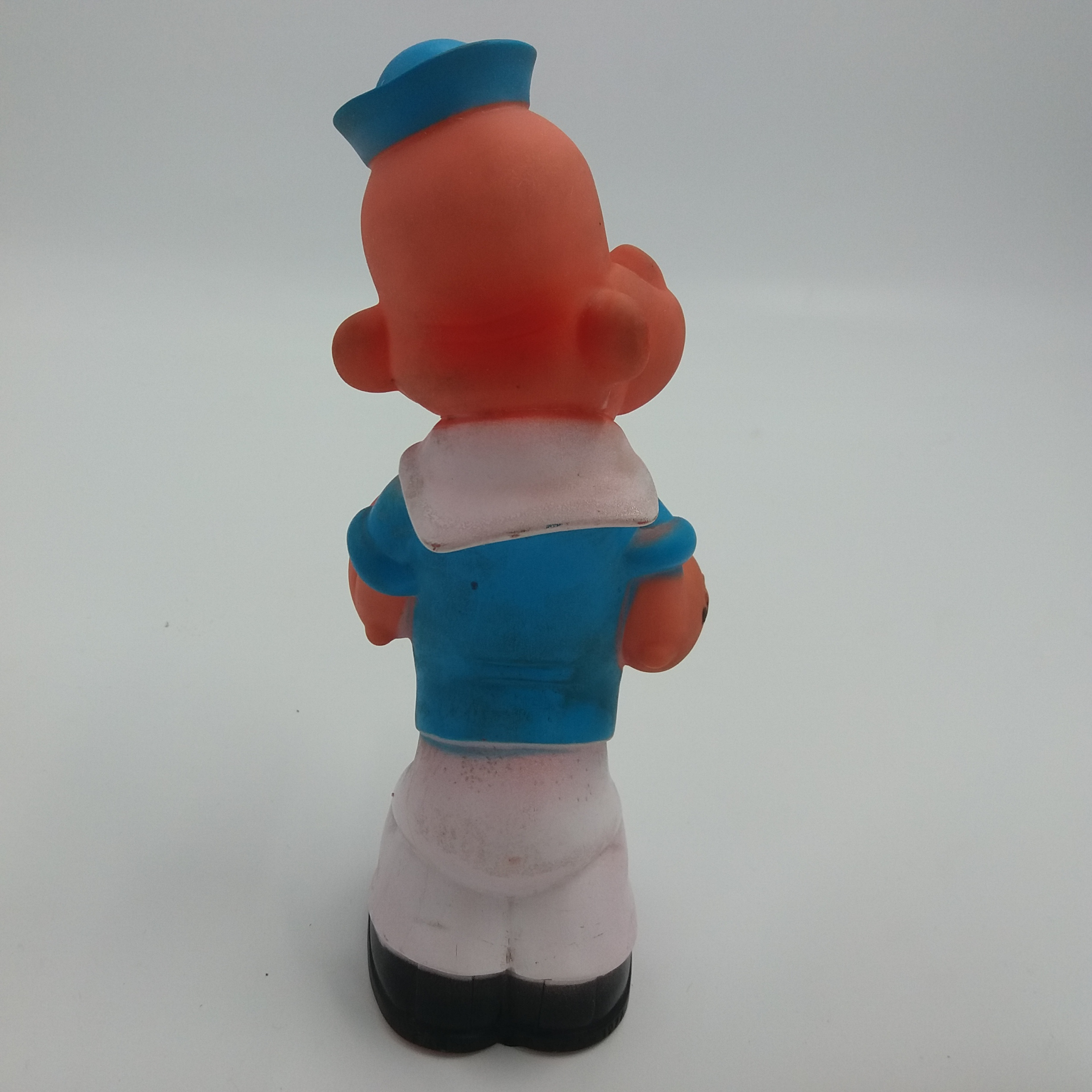 Voir photo 2 de Jouet vintage Popeye. Plastique. Signé K.F.S FARMI 1977. Jouet vintage Popeye. Plastique. Signé K.F.S FARMI 1977. Bon état reconditionné photo 2