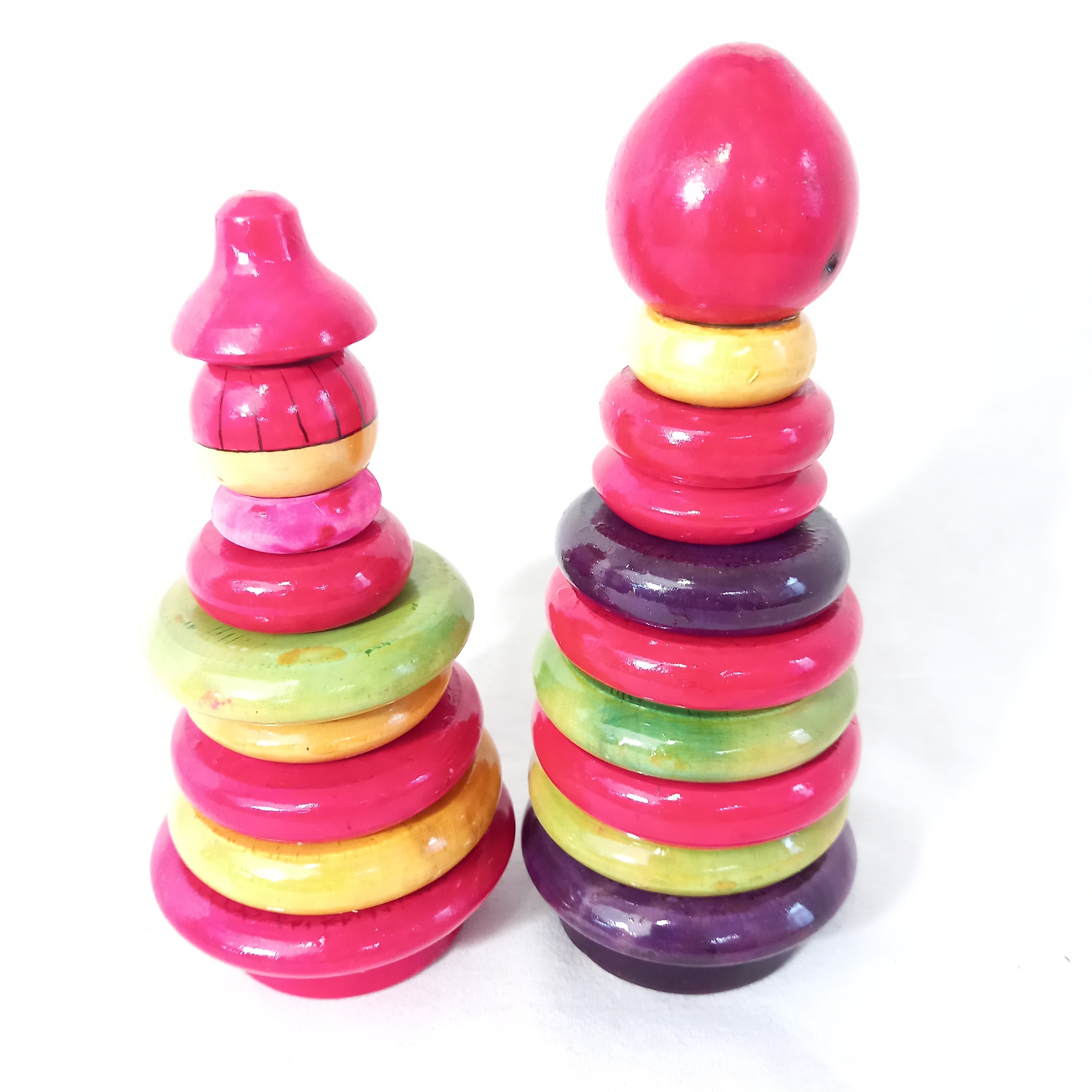 Voir photo 2 de Jouets russes empilables en bois, visage matriochka Jouets russes empilables en bois, visage matriochka Bon état reconditionné photo 2