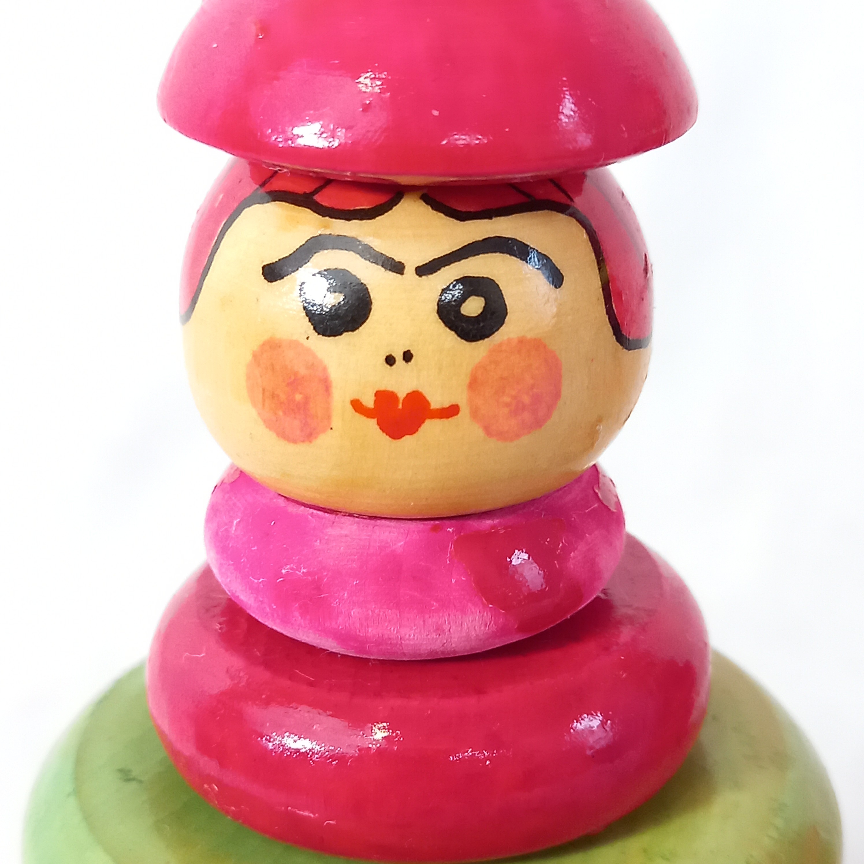 Voir photo 5 de Jouets russes empilables en bois, visage matriochka Jouets russes empilables en bois, visage matriochka Bon état reconditionné photo 5