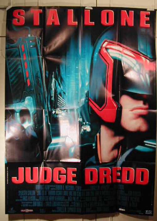 Judge Dredd - affiche pliée - 116x158 cm - AFFICHE / POSTER État correct N/A reconditionné disponible sur Fnac