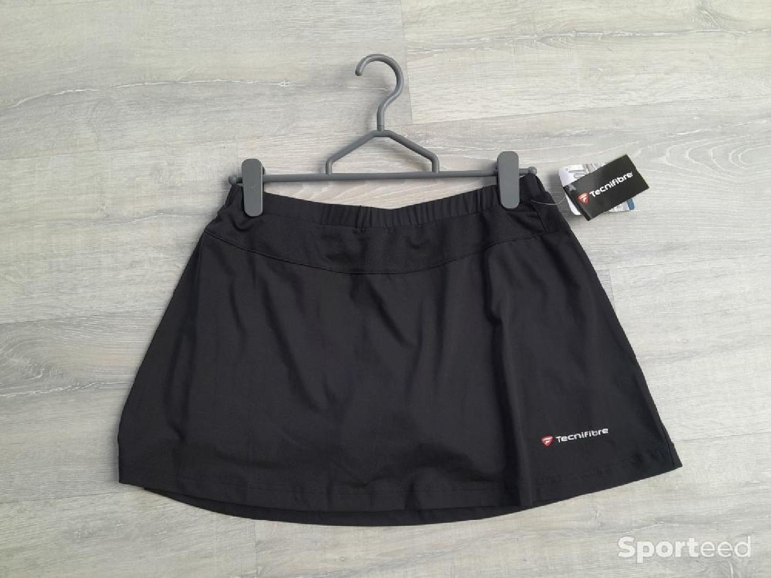 Jupe de tennis Comme neuf (c'est déjà la condition standard) Tecnifibre reconditionné disponible sur Sporteed