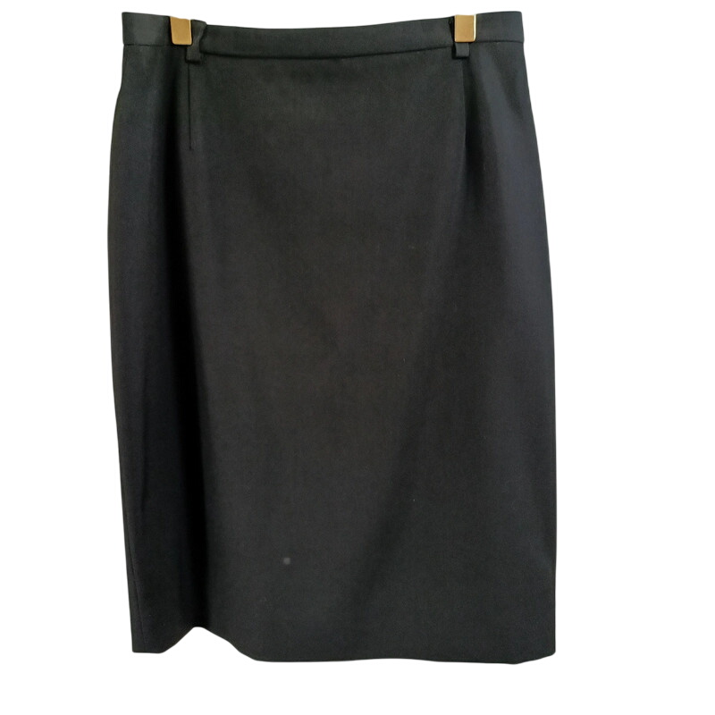 Acheter Jupe droite Cyrillus gris foncé en laine mélangée taille 38 Très bon état - 10,00 € Jupe droite Cyrillus gris foncé en laine mélangée taille 38 Très bon état reconditionné disponible sur Label Emmaüs