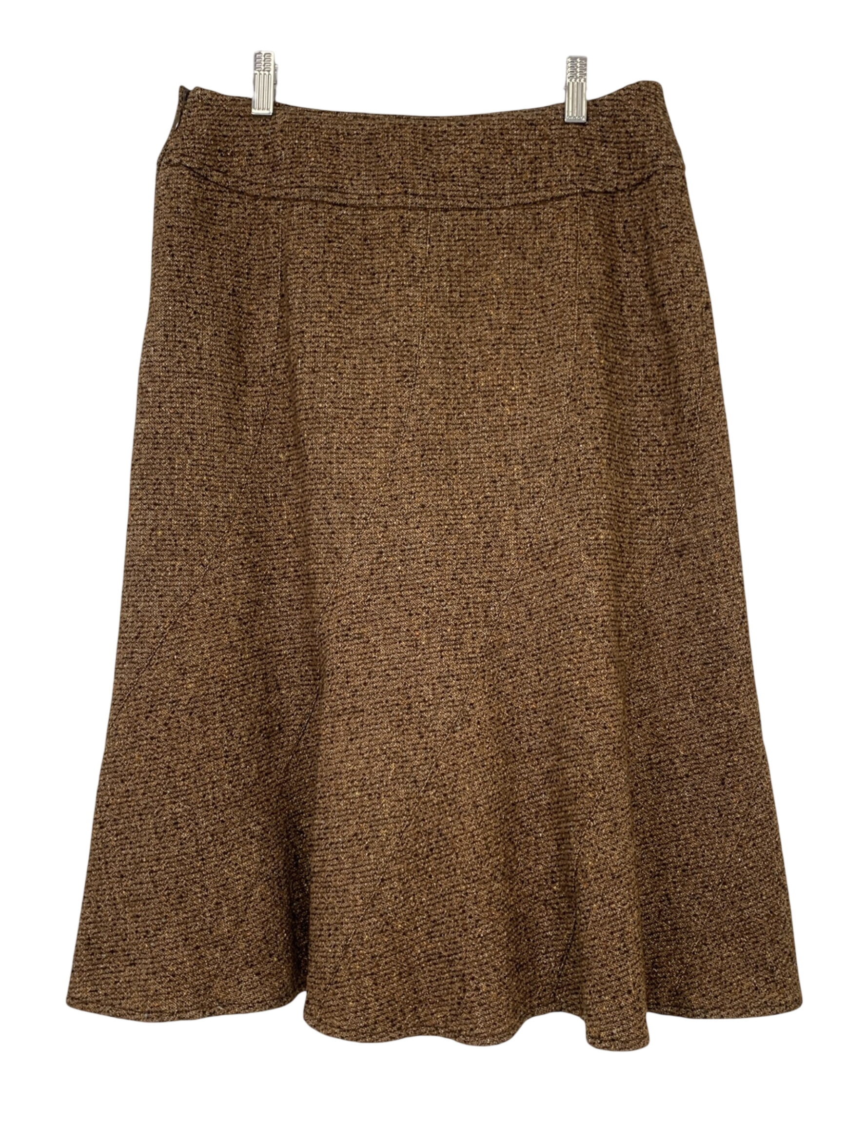 Jupe en laine, Max Mara, Taille 40 Très bon état - 30,00 € Jupe en laine, Max Mara, Taille 40 Très bon état reconditionné disponible sur Label Emmaüs