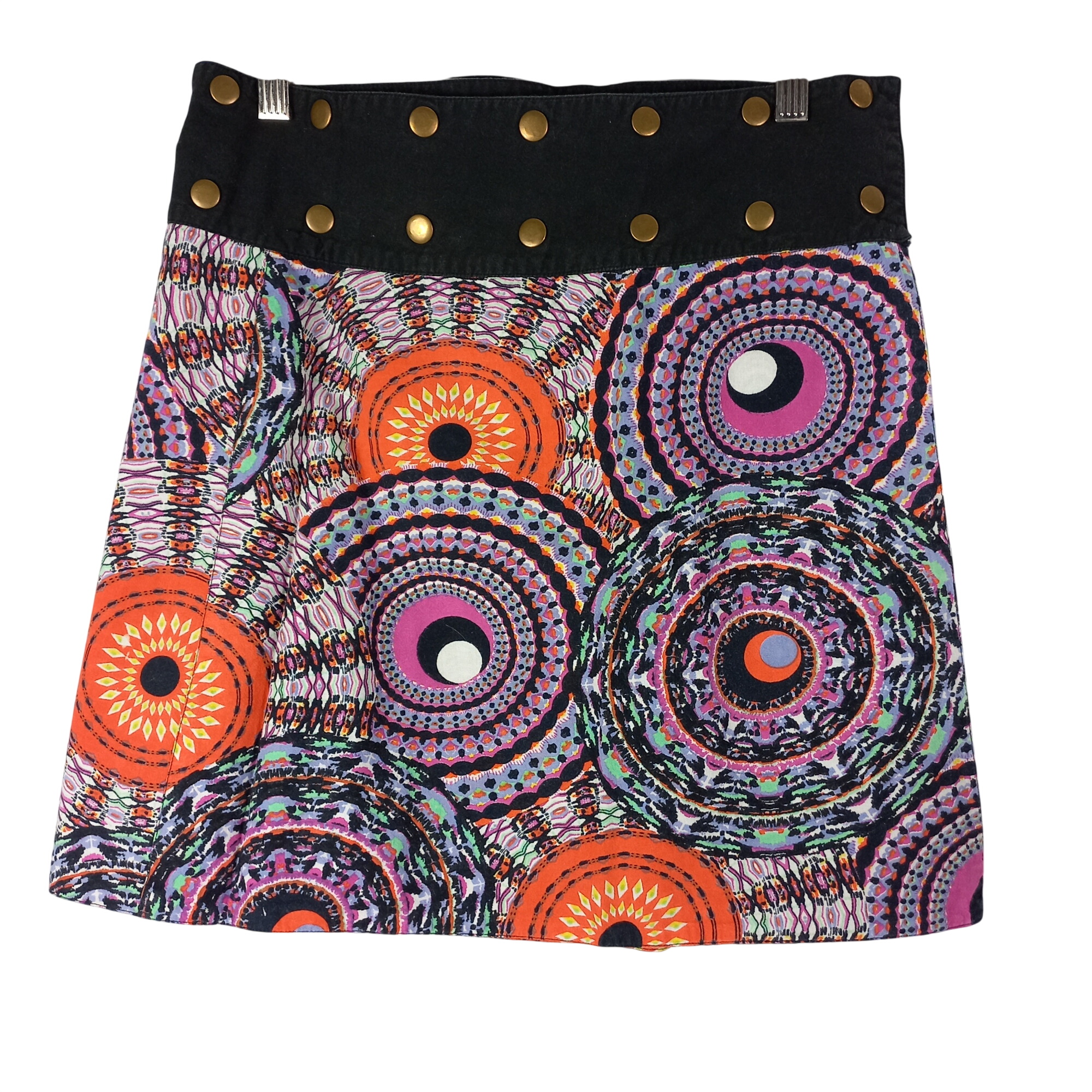 Acheter Jupe multicolor avec pression "KEAWA" T FS Très bon état - 10,90 € Jupe multicolor avec pression "KEAWA" T FS Très bon état reconditionné disponible sur Label Emmaüs
