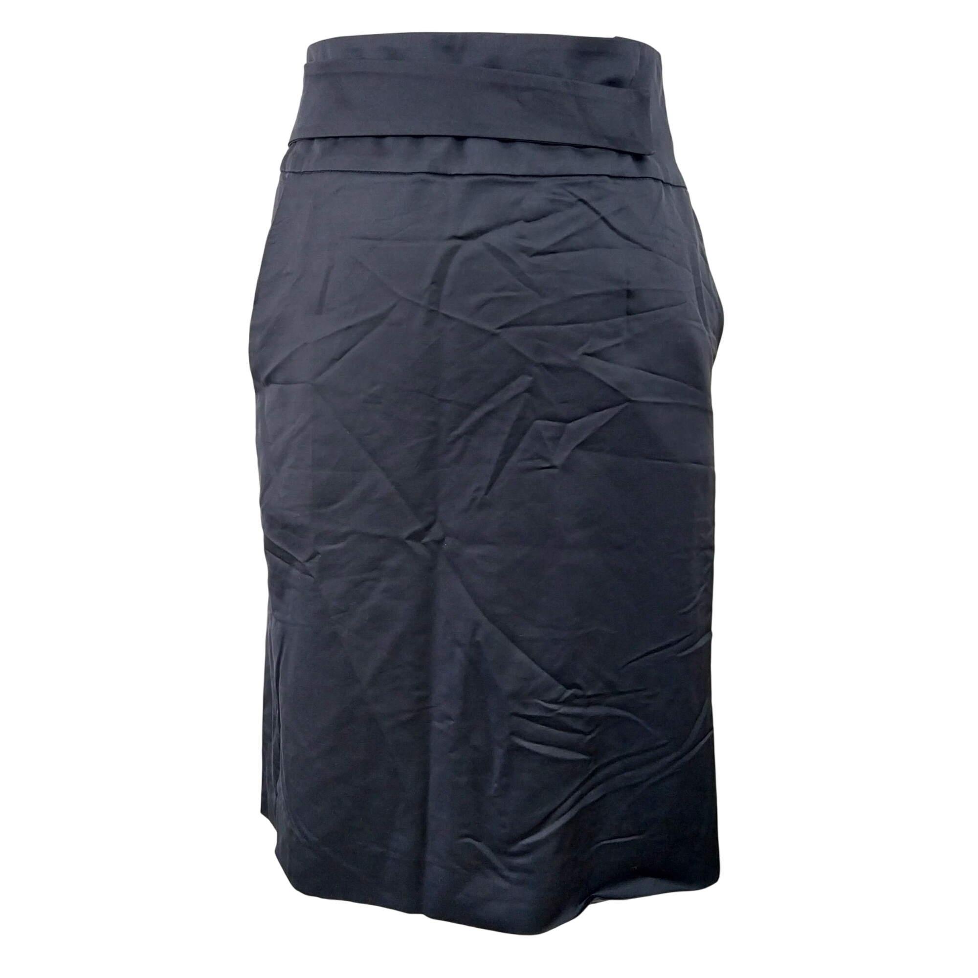 Acheter Jupe Neuve - YVES SAINT LAURENT - 38 Parfait état - 149,00 € Jupe Neuve - YVES SAINT LAURENT - 38 Parfait état reconditionné disponible sur Label Emmaüs