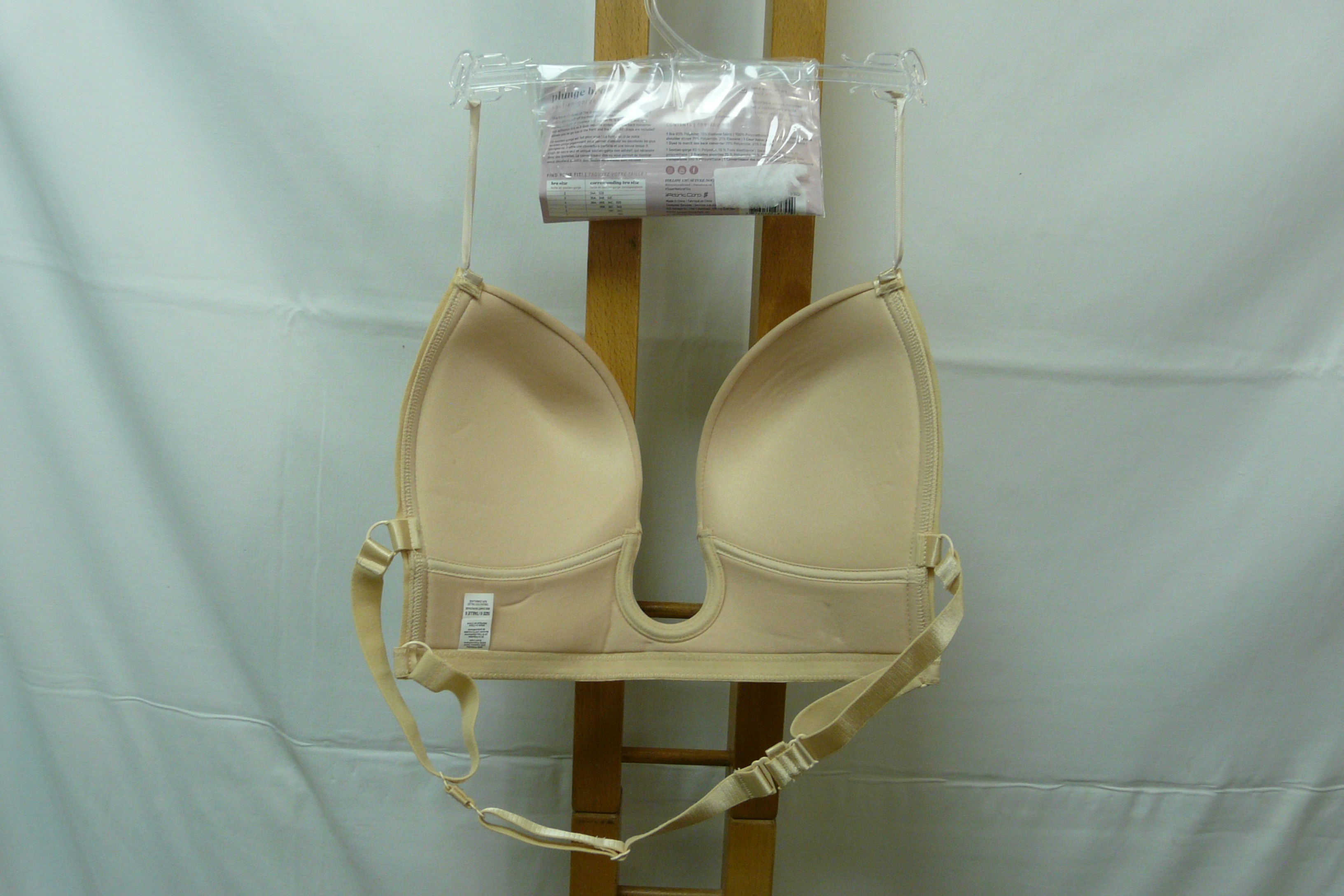 Voir photo 2 de L63 - Soutien-gorge pigeonnant - The Natural - Taille 100C L63 - Soutien-gorge pigeonnant - The Natural - Taille 100C Parfait état reconditionné photo 2