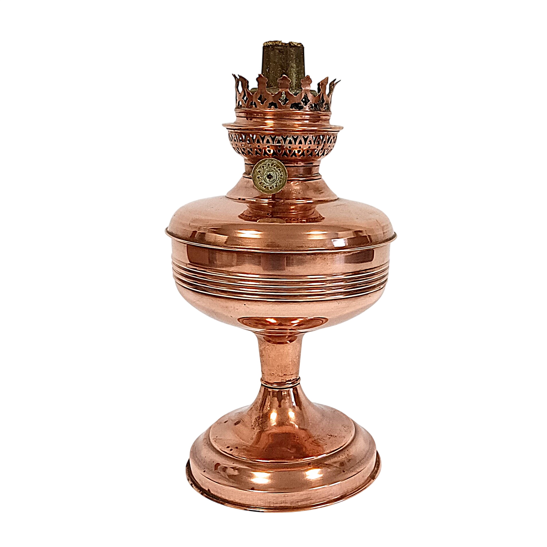 Acheter Lampe à huile en cuivre sans verre État correct - 10,00 € Lampe à huile en cuivre sans verre État correct reconditionné disponible sur Label Emmaüs
