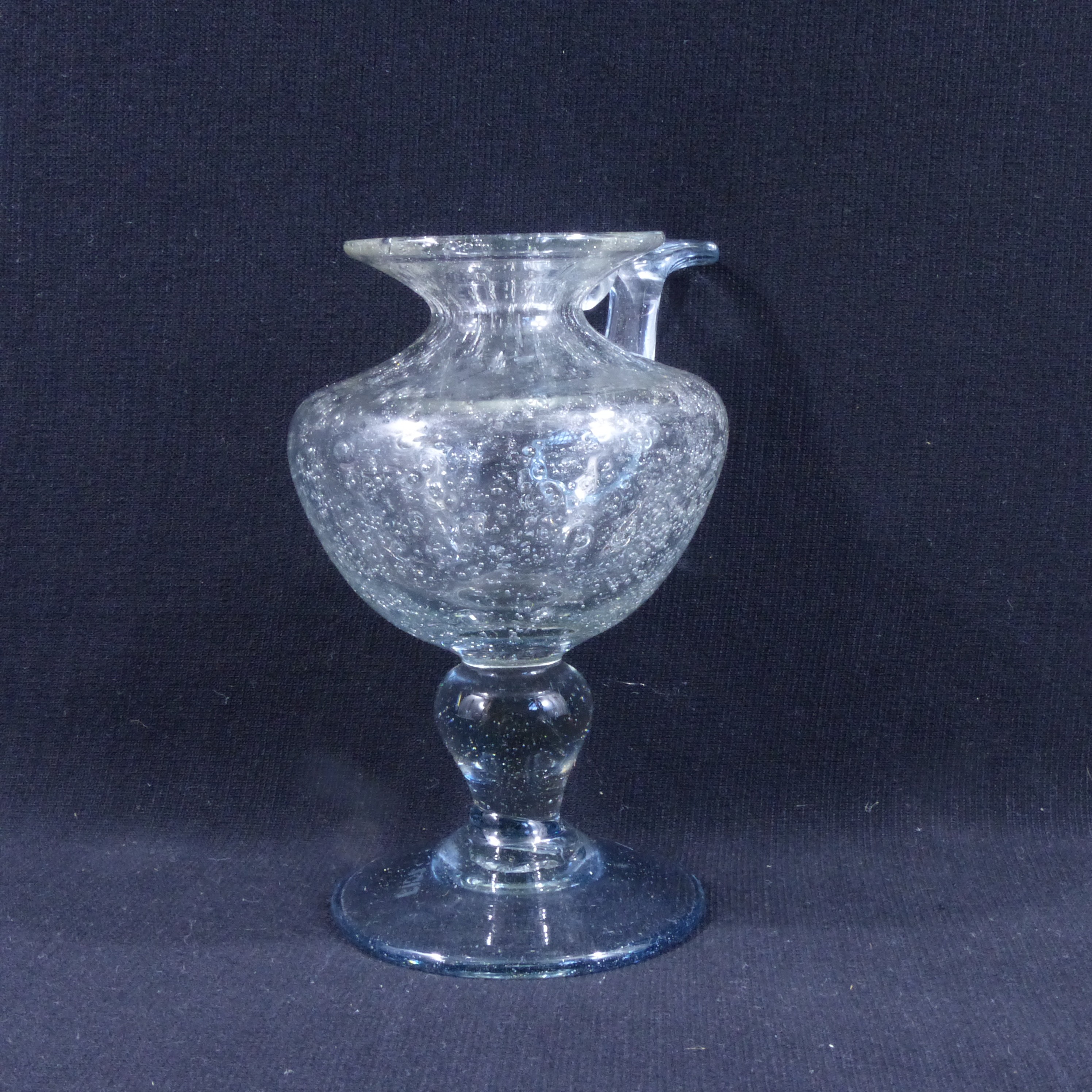 Voir photo 2 de Lampe à huile en verre soufflé bullé - signé Biot Lampe à huile en verre soufflé bullé - signé Biot Bon état reconditionné photo 2