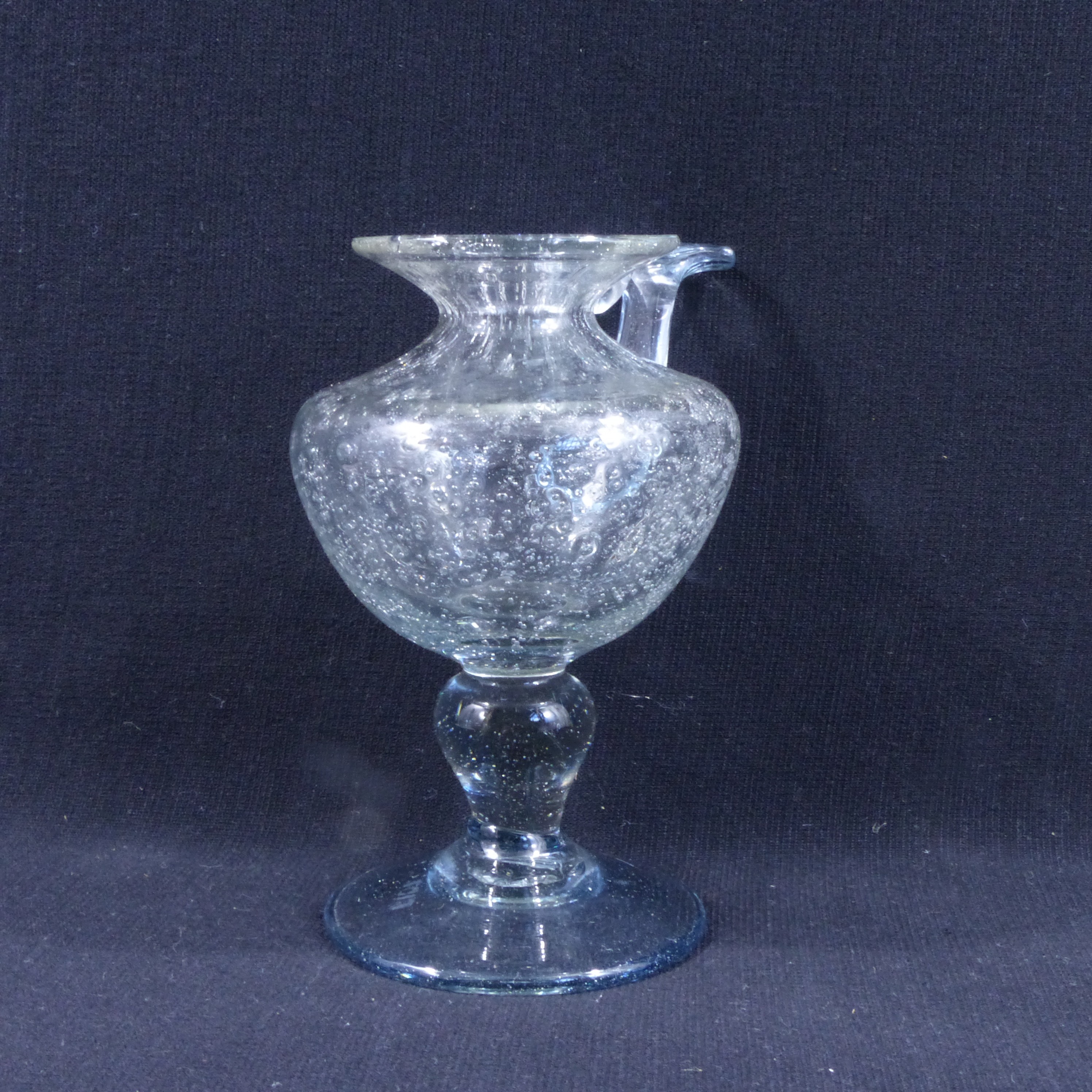 Voir photo 4 de Lampe à huile en verre soufflé bullé - signé Biot Lampe à huile en verre soufflé bullé - signé Biot Bon état reconditionné photo 4