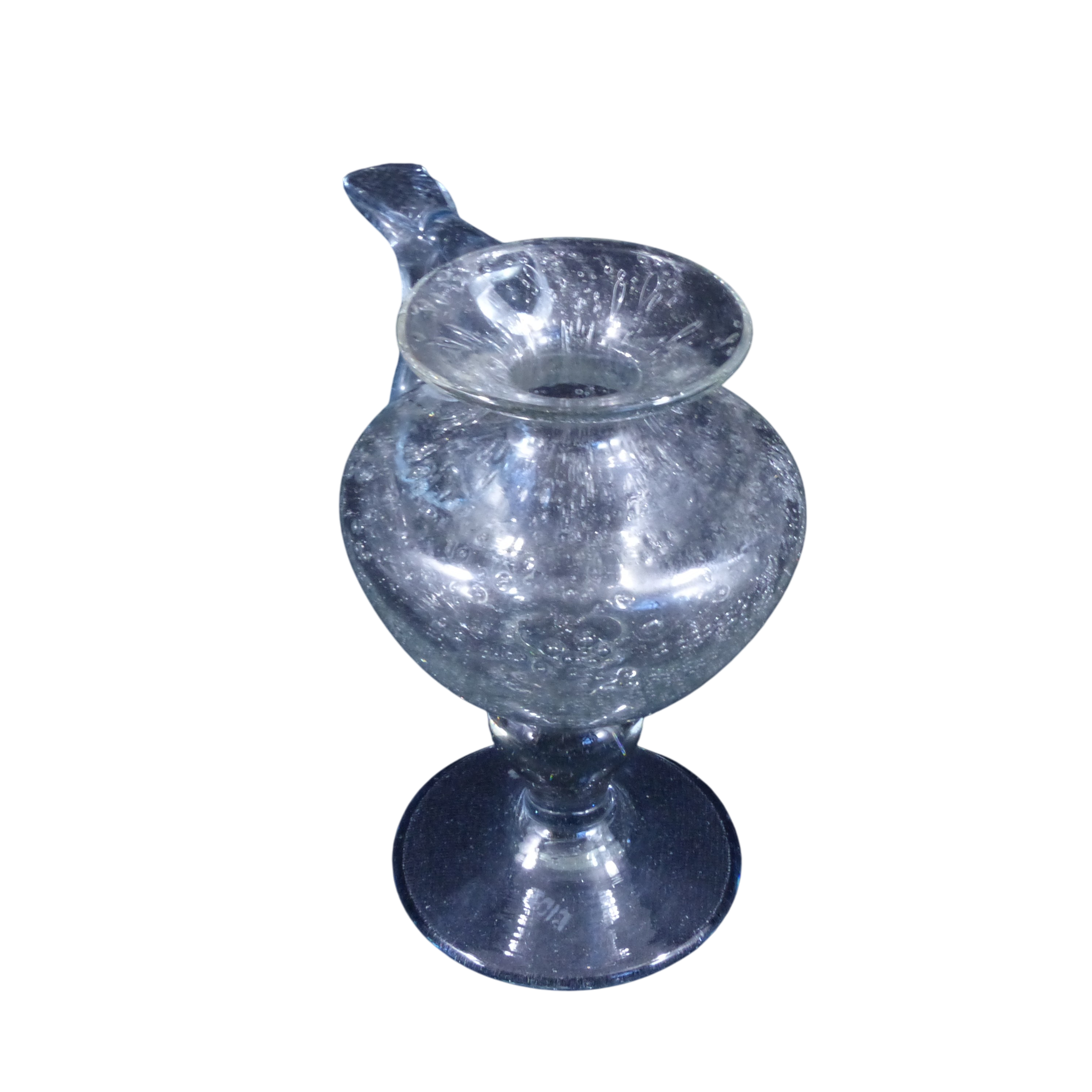 Acheter Lampe à huile en verre soufflé bullé - signé Biot Bon état - 11,00 € Lampe à huile en verre soufflé bullé - signé Biot Bon état reconditionné disponible sur Label Emmaüs