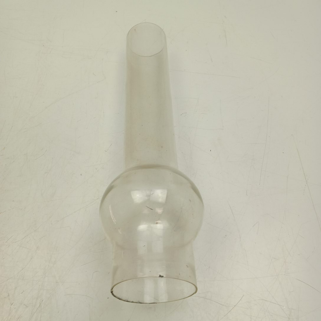 Voir photo 9 de Lampe à Pétrole Ancienne en Etain Jean Goardere Lampe à Pétrole Ancienne en Etain Jean Goardere reconditionné photo 9