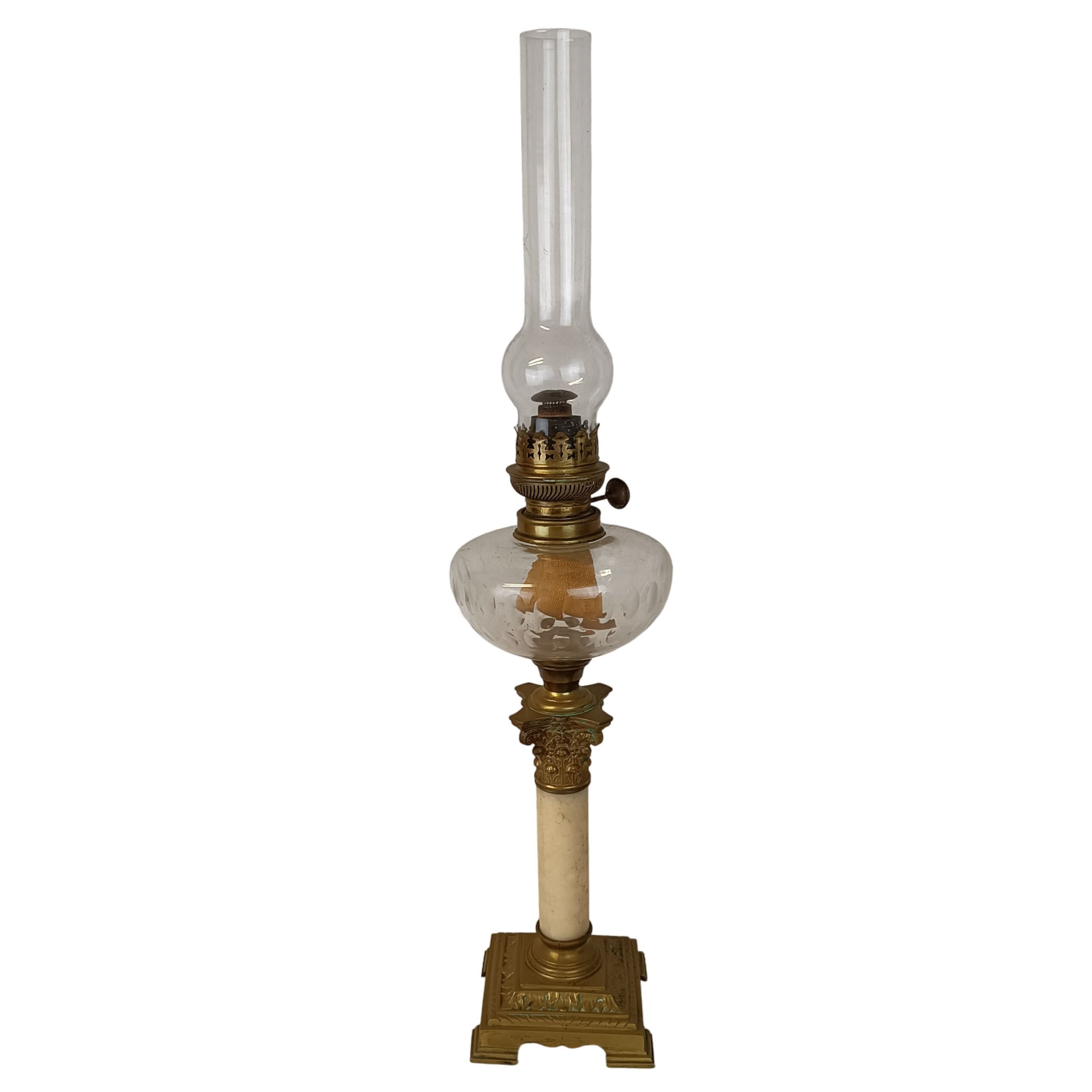 Acheter Lampe à pétrole ancienne, en laiton, avec colonne en marbre (ou onyx) - 44,80 € Lampe à pétrole ancienne, en laiton, avec colonne en marbre (ou onyx) reconditionné disponible sur Label Emmaüs