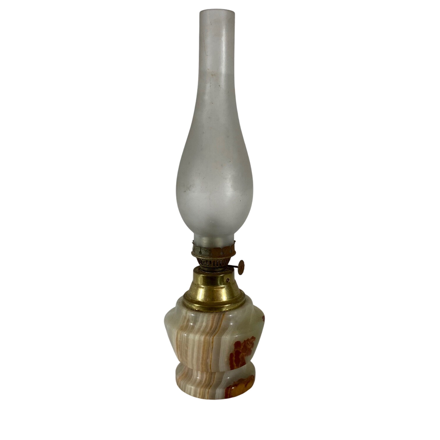 Lampe à pétrole en marbre Bon état - 12,50 € Lampe à pétrole en marbre Bon état reconditionné disponible sur Label Emmaüs