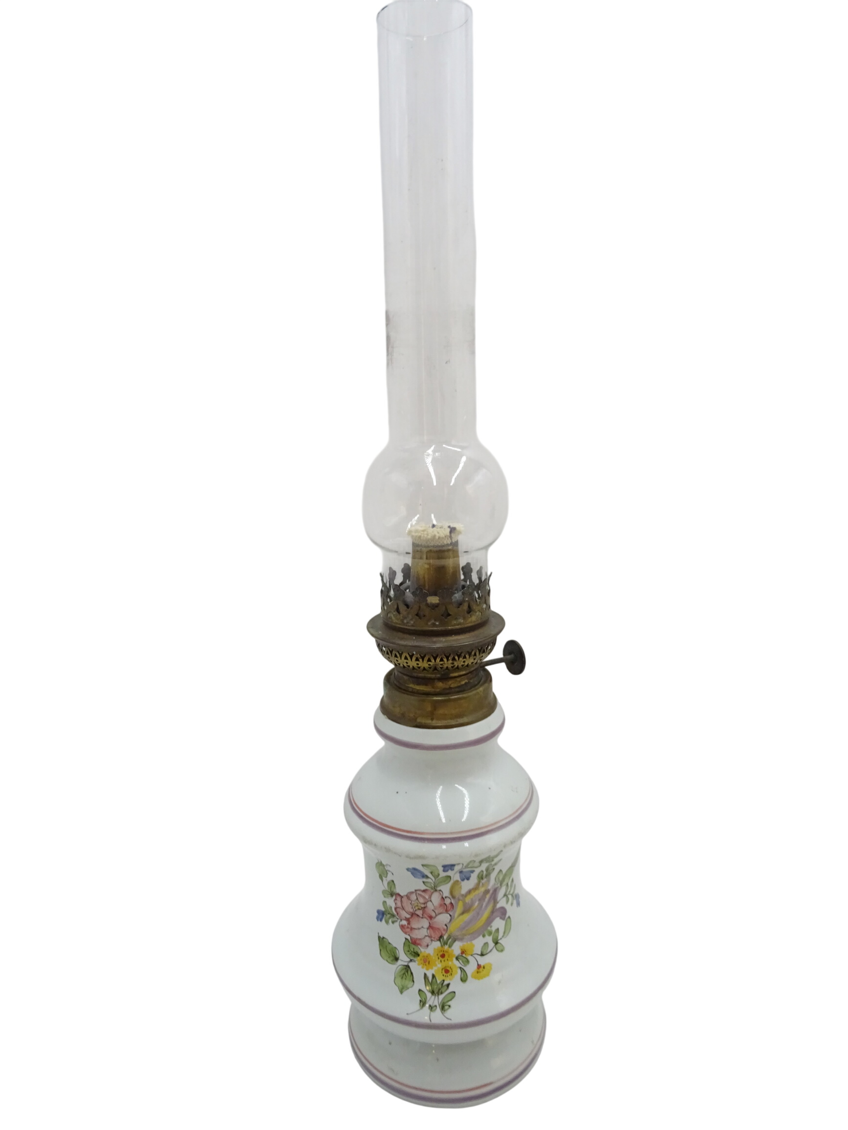 Lampe à pétrole Bon état - 12,00 € Lampe à pétrole Bon état reconditionné disponible sur Label Emmaüs