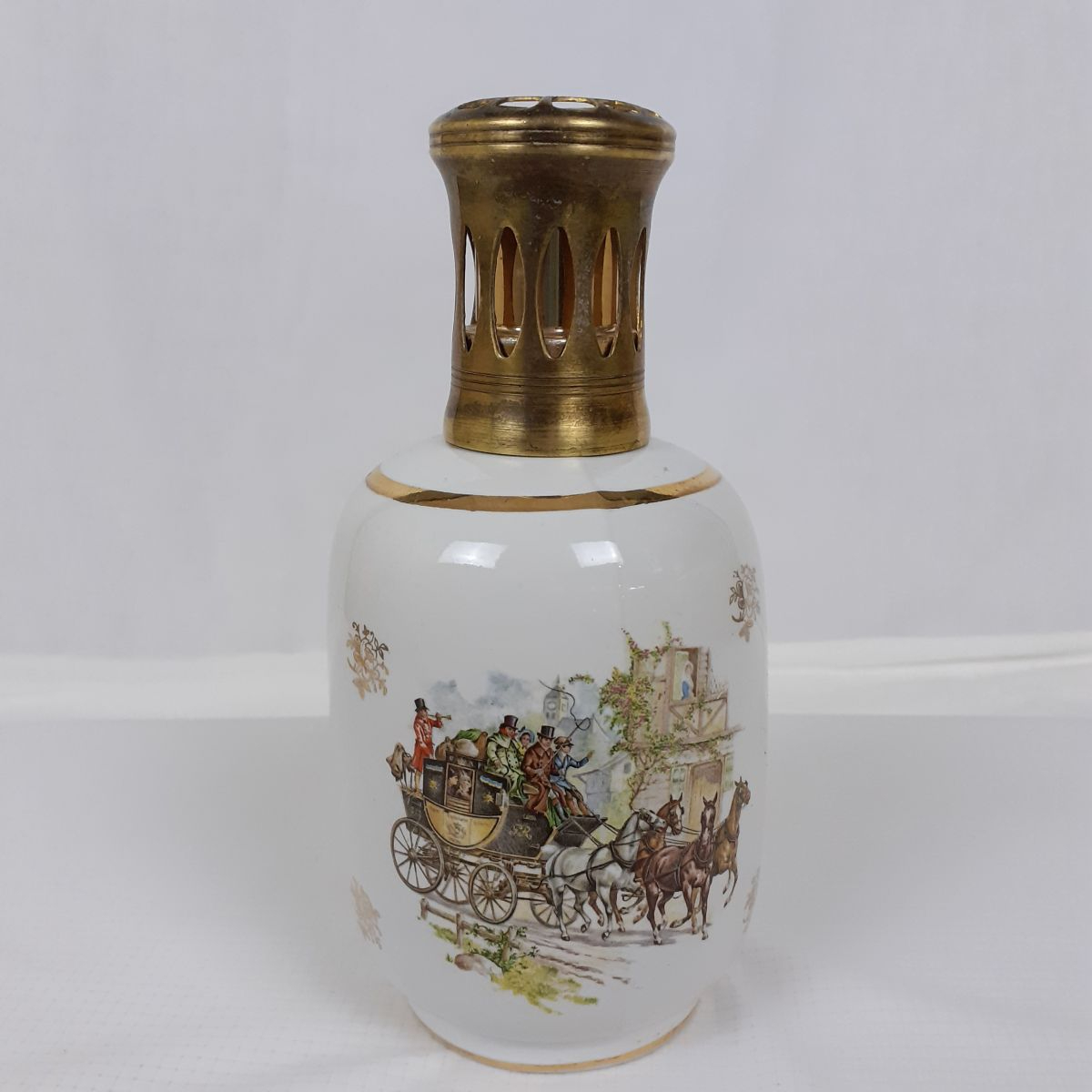 Voir photo 4 de Lampe Berger - Porcelaine Revol - Modèle Diligence - Mid Century Lampe Berger - Porcelaine Revol - Modèle Diligence - Mid Century Très bon état reconditionné photo 4