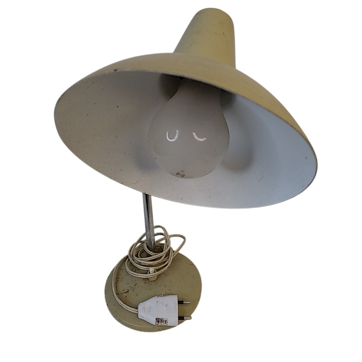 Acheter Lampe de bureau année 70 Bon état - 20,00 € Lampe de bureau année 70 Bon état reconditionné disponible sur Label Emmaüs