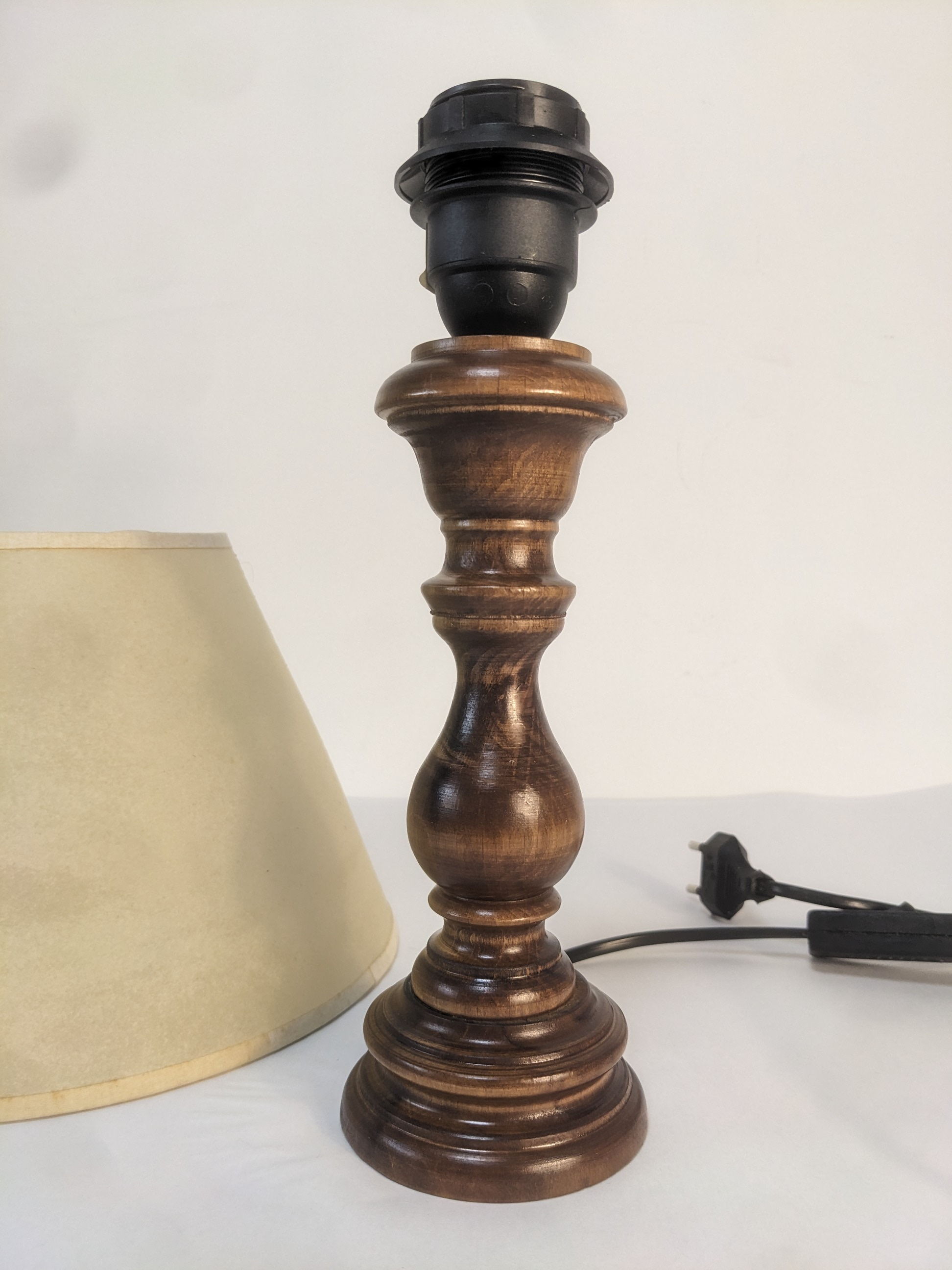 Voir photo 3 de Lampe de chevet en bois style rétro Lampe de chevet en bois style rétro reconditionné photo 3