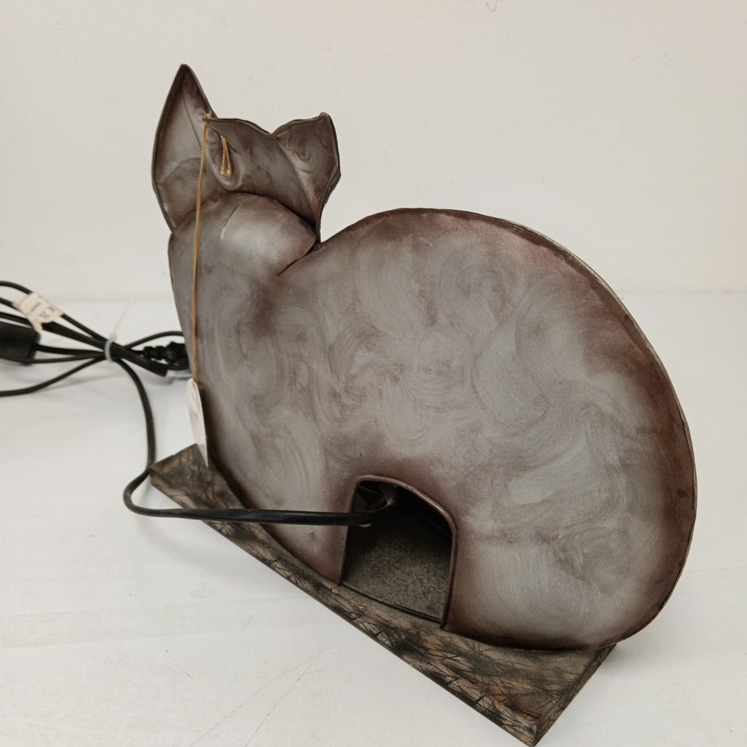 Voir photo 3 de Lampe en métal forme de chat Lampe en métal forme de chat Très bon état reconditionné photo 3