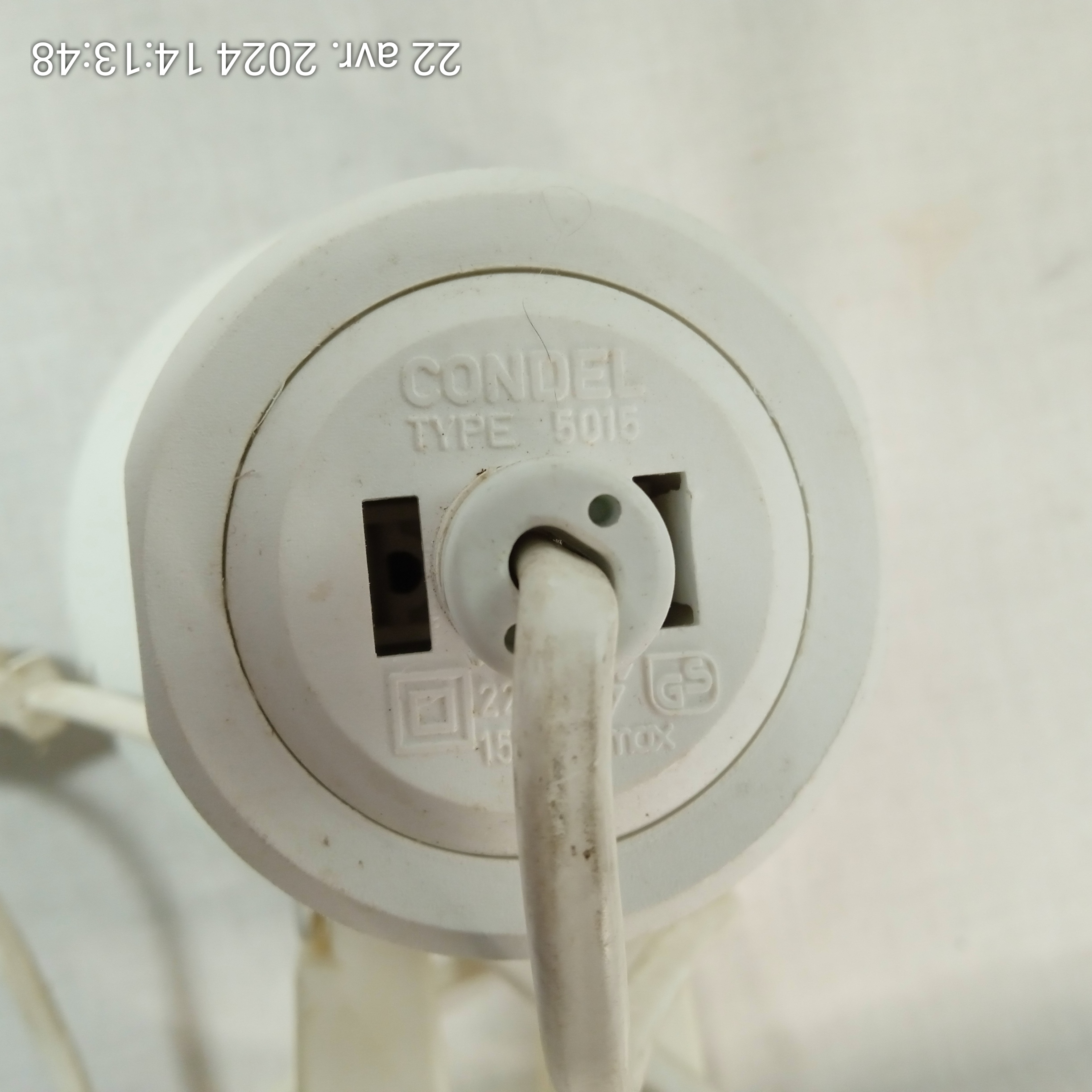 Voir photo 3 de Lampe Spot orientable Condel type 5015 blanc vintage 60-70s Lampe Spot orientable Condel type 5015 blanc vintage 60-70s reconditionné photo 3