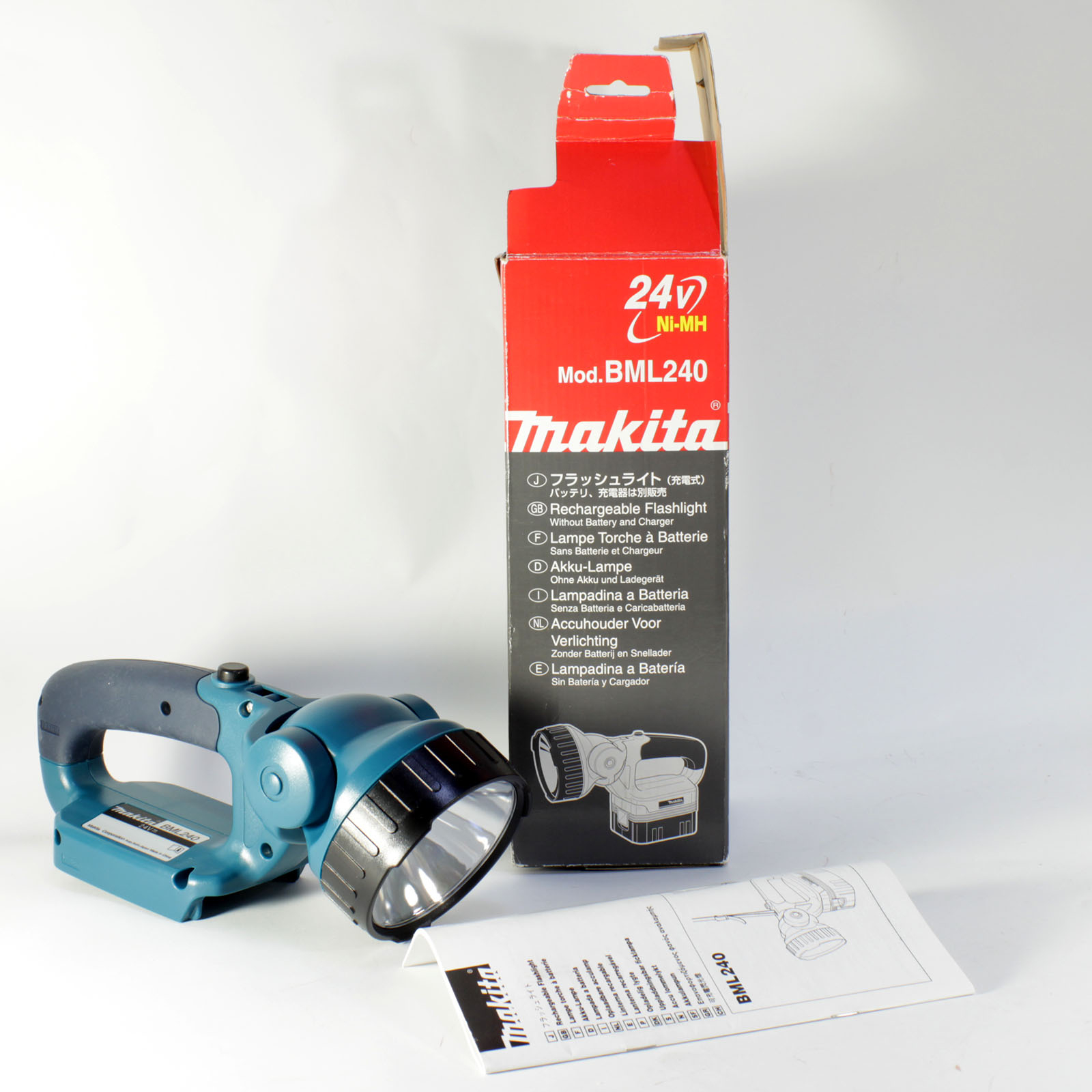 Lampe torche Makita BML 240 (sans batterie) - 14,00 € Lampe torche Makita BML 240 (sans batterie) reconditionné disponible sur Label Emmaüs
