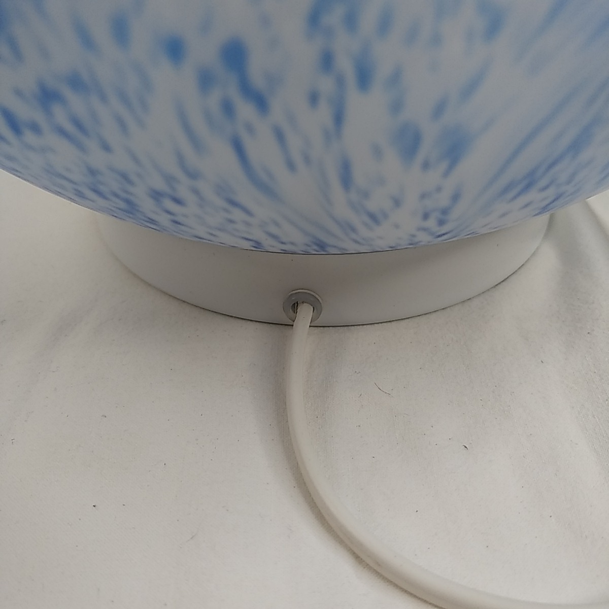 Voir photo 5 de Lampe vintage 70's œuf en verre, bleue Lampe vintage 70's œuf en verre, bleue Très bon état reconditionné photo 5