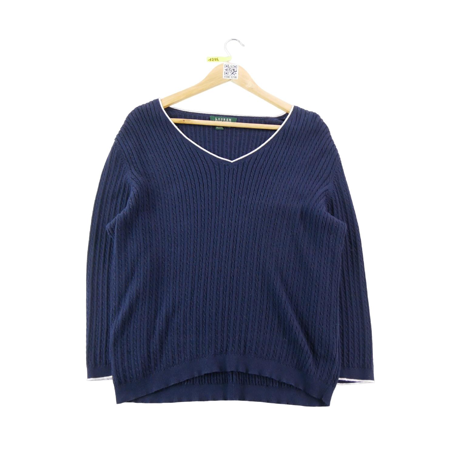 Acheter Lauren Ralph Lauren Pull Maille côtelée Col V contrasté Ourlet arrondi Femme Taille XL #QWE1286 Très bon état - 15,99 € Lauren Ralph Lauren Pull Maille côtelée Col V contrasté Ourlet arrondi Femme Taille XL #QWE1286 Très bon état Ralph Lauren reconditionné disponible sur Sporteed