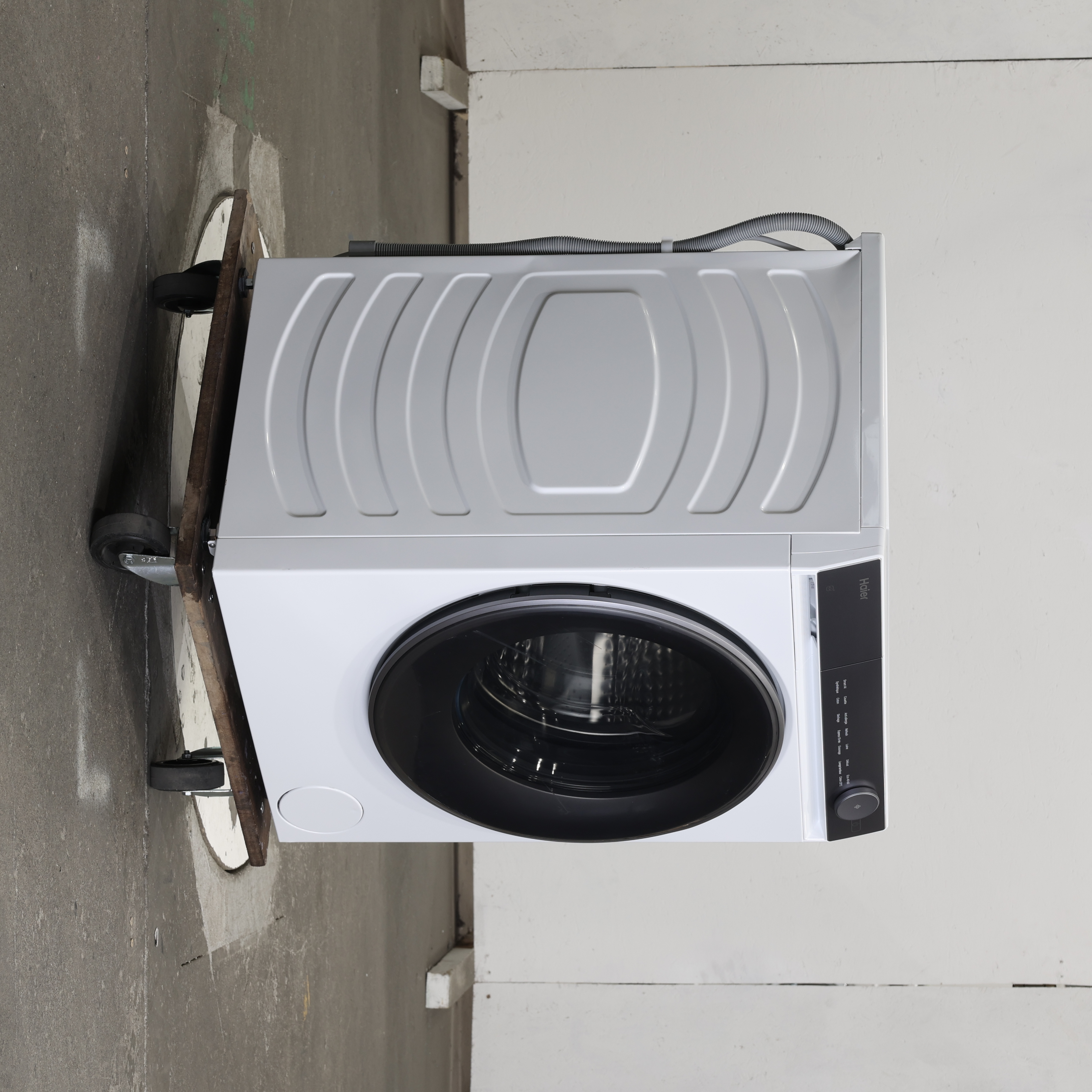 Lave-Linge Séchant HAIER HWD100-B14367U1 Bon état Haier reconditionné disponible sur Underdog