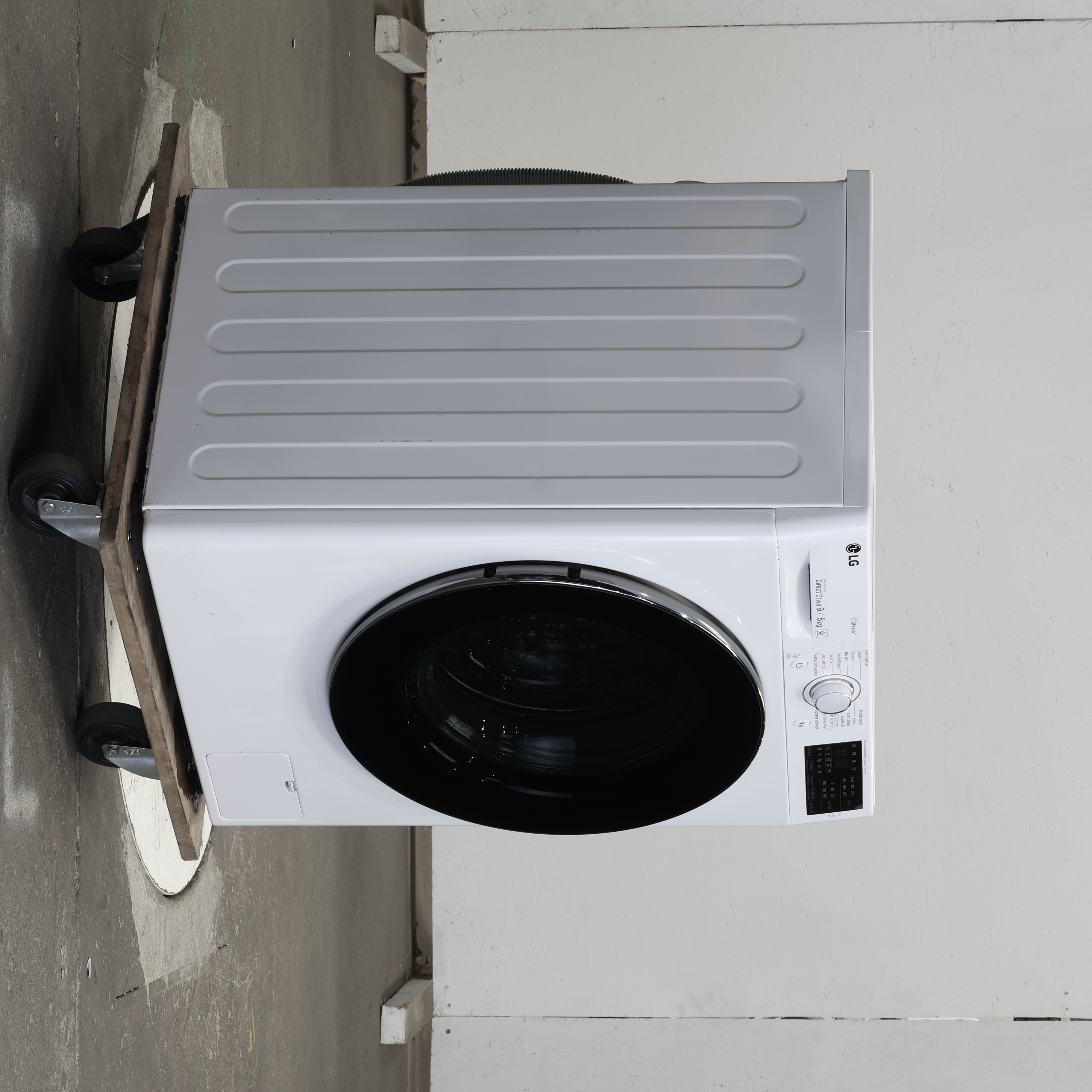 Lave-Linge Séchant LG F954J60WRS Bon état LG reconditionné disponible sur Underdog