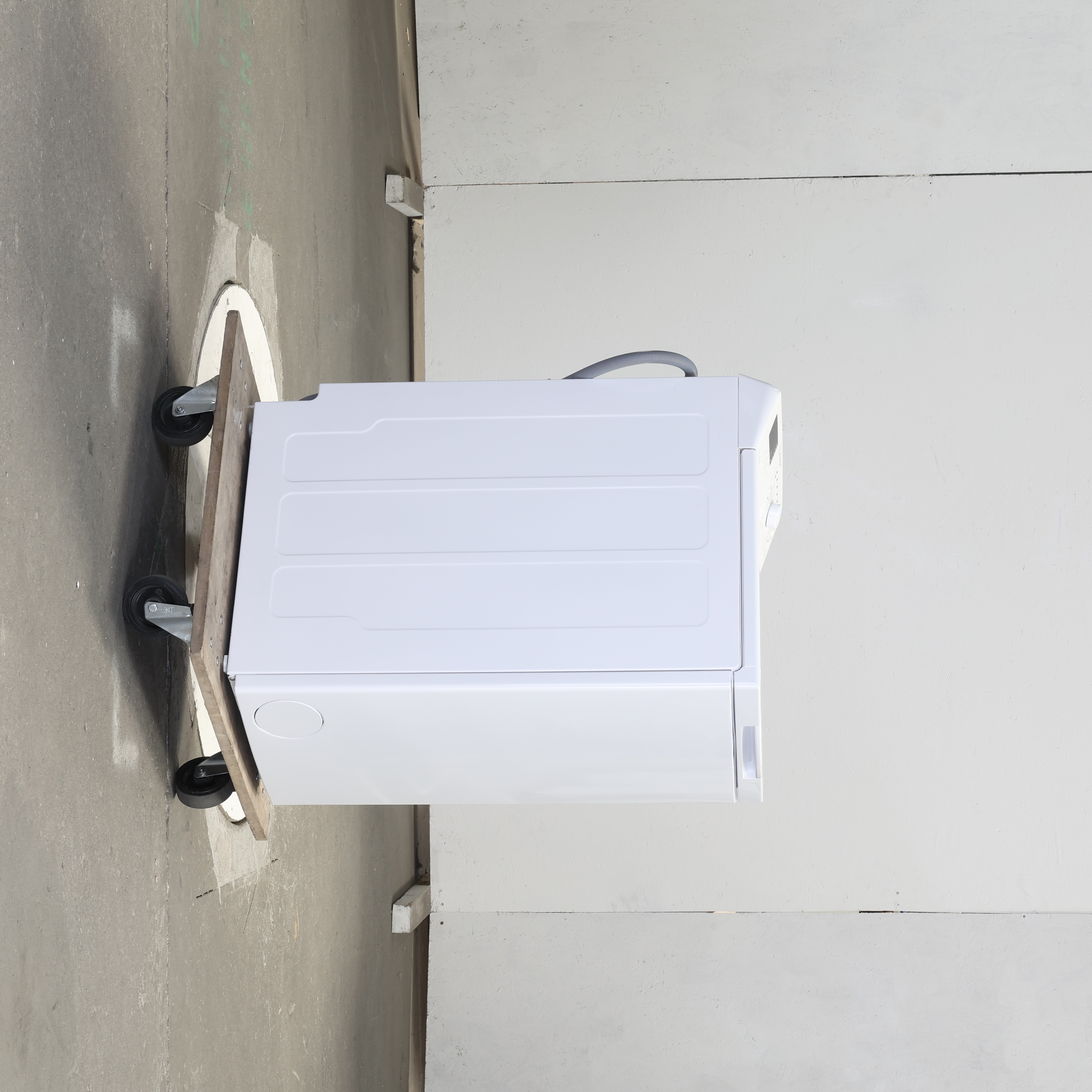 Lave-Linge Top INDESIT BTWS60400FR/N Bon état - 319,00 € Lave-Linge Top INDESIT BTWS60400FR/N Bon état Indesit reconditionné disponible sur Underdog