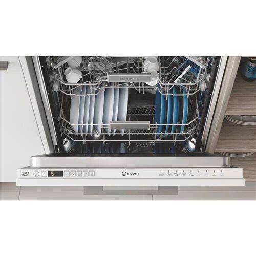 Lave vaisselle encastrable indesit IN2IC14BN7S1 14.0 couverts 60.0 cm État correct N/A reconditionné disponible sur Fnac