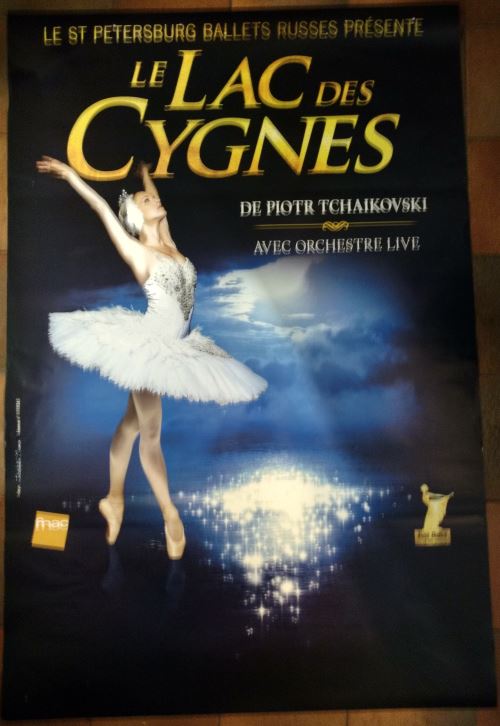 Le Lac Des Cygnes - St Peterbug Ballets - AFFICHE État correct N/A reconditionné disponible sur Fnac