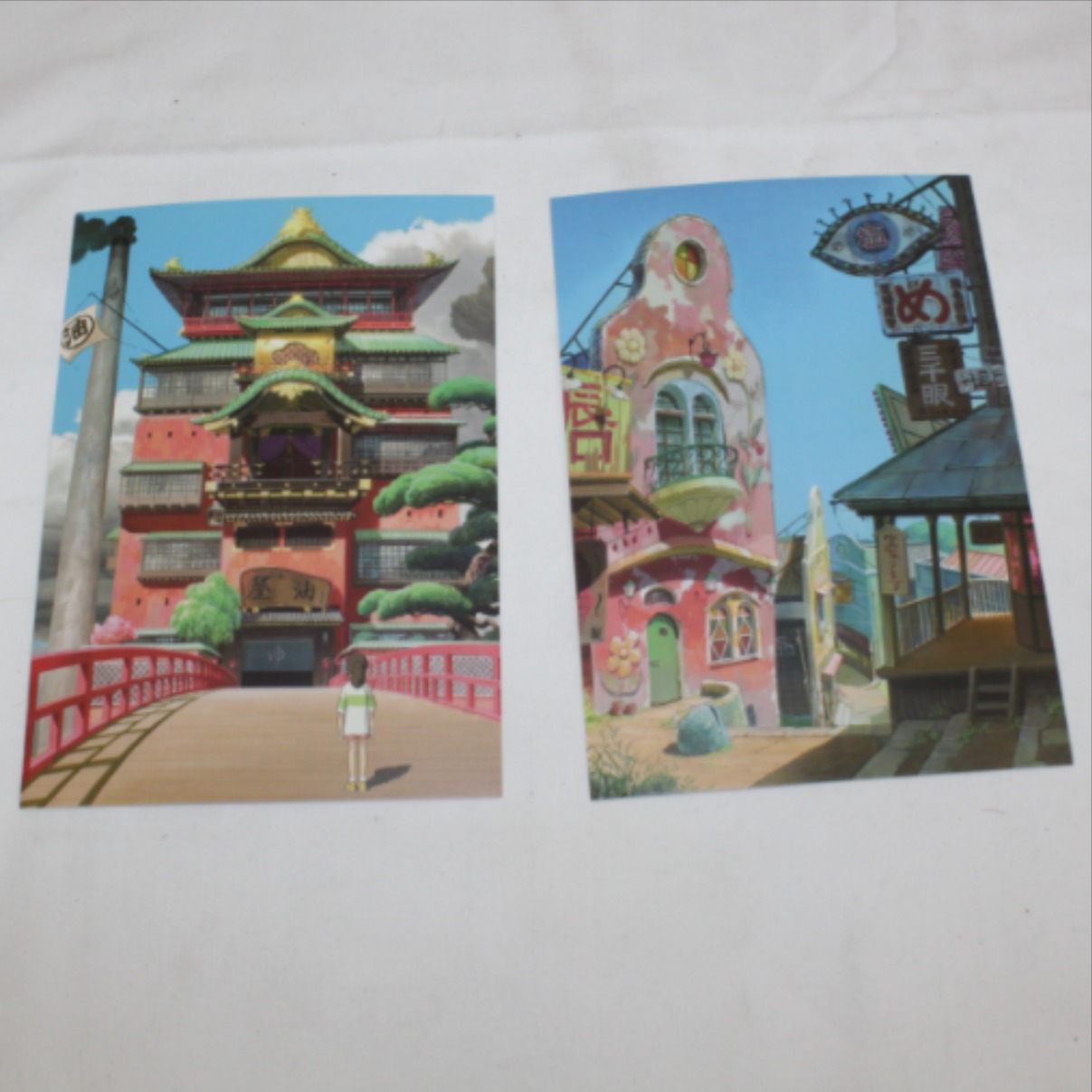 Voir photo 4 de Le voyage de Chihiro Le voyage de Chihiro Très bon état reconditionné photo 4