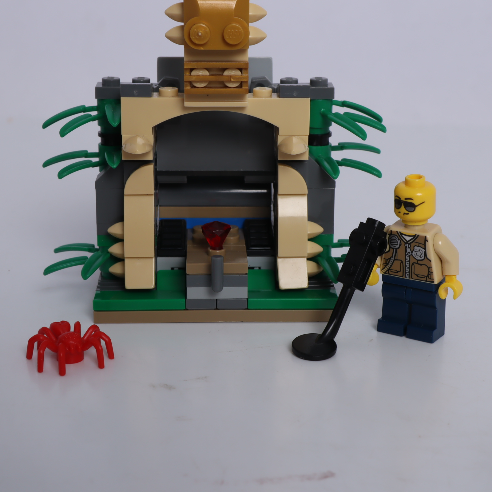 Voir photo 4 de Lego City thème exploration de la jungle Lego City thème exploration de la jungle Très bon état reconditionné photo 4