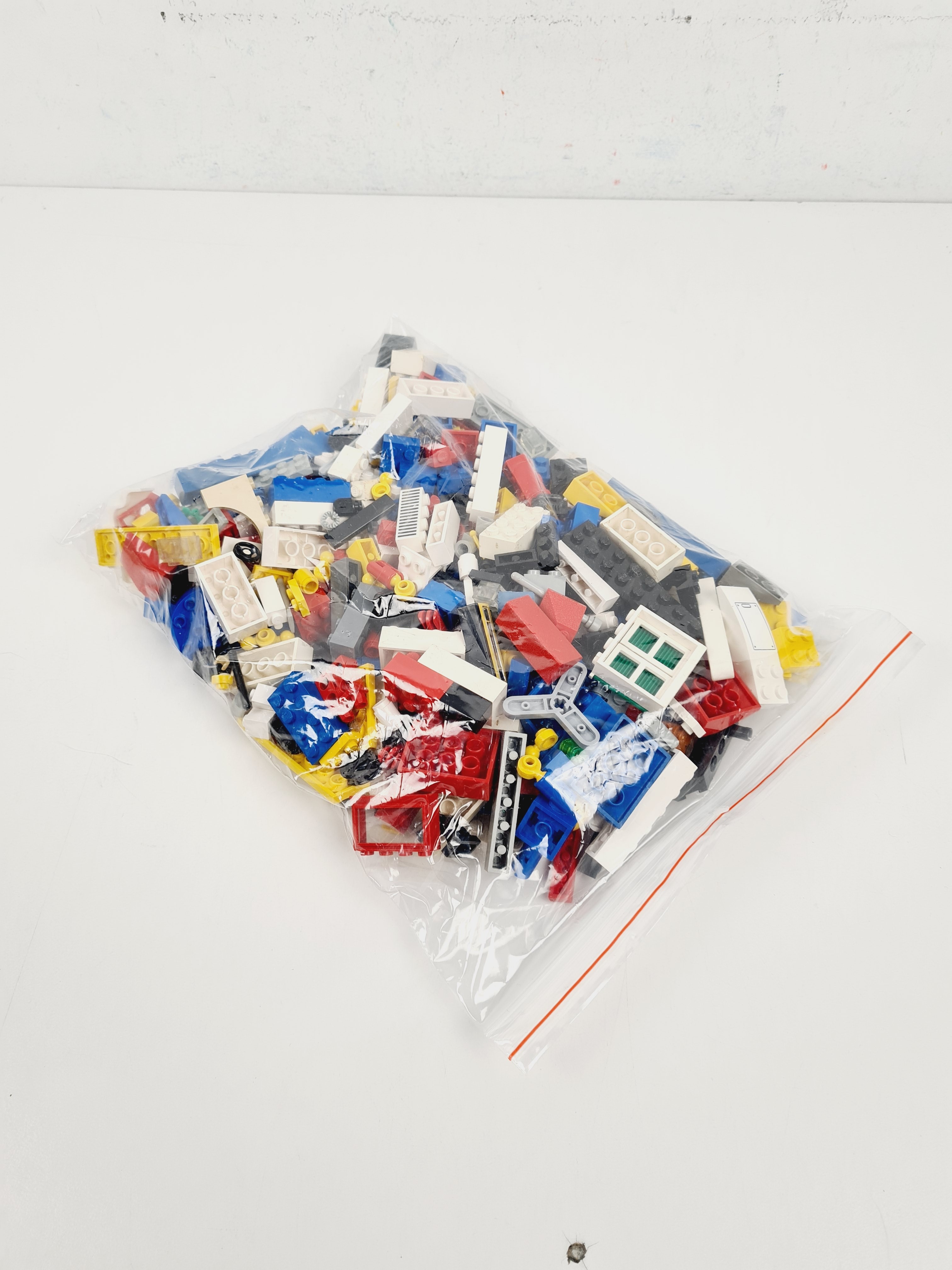 Voir photo 2 de Lego - Sachet Lego en vrac - 500 g Lego - Sachet Lego en vrac - 500 g Bon état reconditionné photo 2