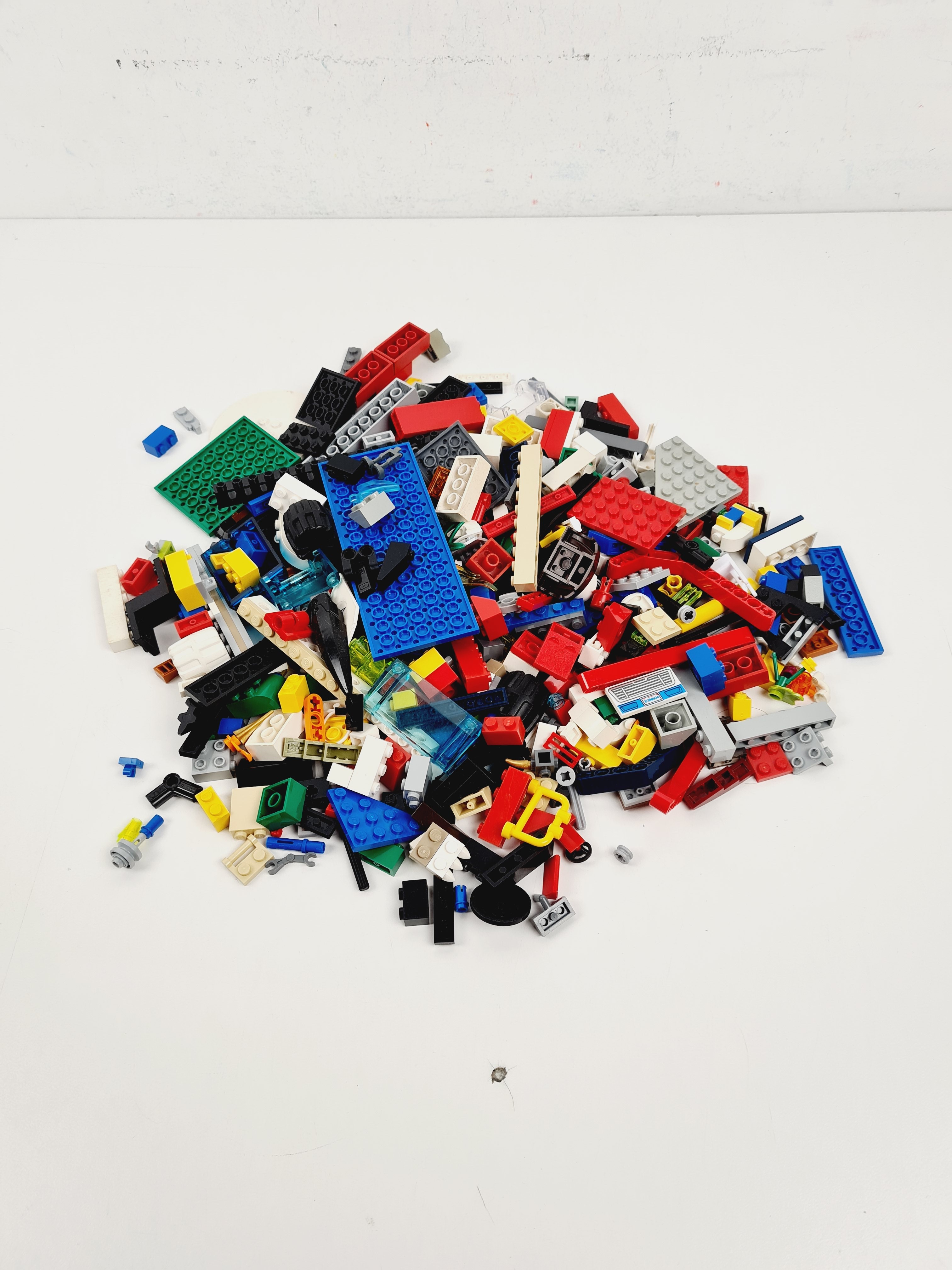 Voir photo 4 de Lego - Sachet Lego en vrac - 500 g Lego - Sachet Lego en vrac - 500 g Bon état reconditionné photo 4