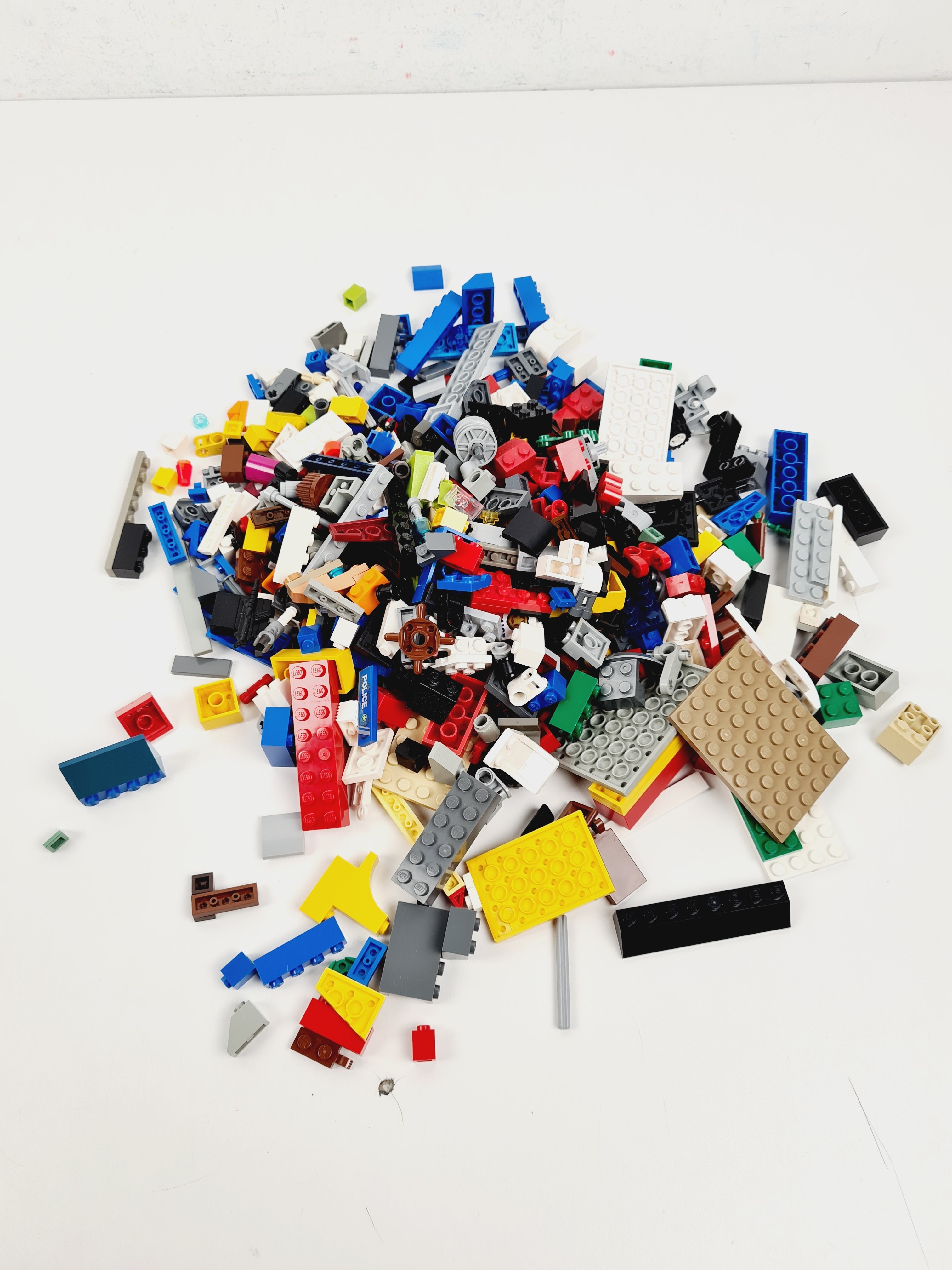 Voir photo 4 de Lego - Sachet Lego en vrac - 500 g Lego - Sachet Lego en vrac - 500 g Bon état reconditionné photo 4