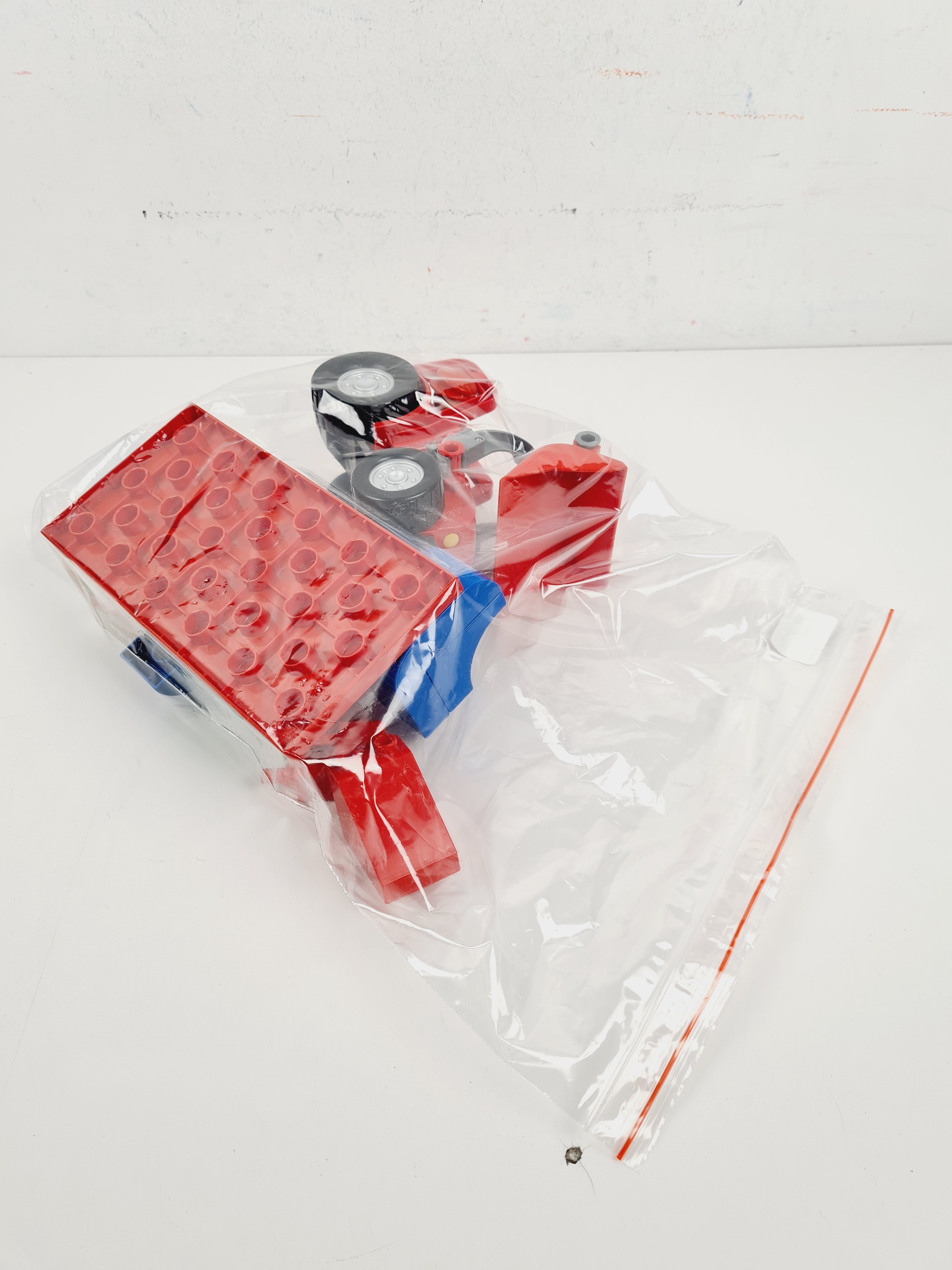Voir photo 2 de Lego - Sachet Lego en vrac avec tracteur - 500 g Lego - Sachet Lego en vrac avec tracteur - 500 g Bon état reconditionné photo 2