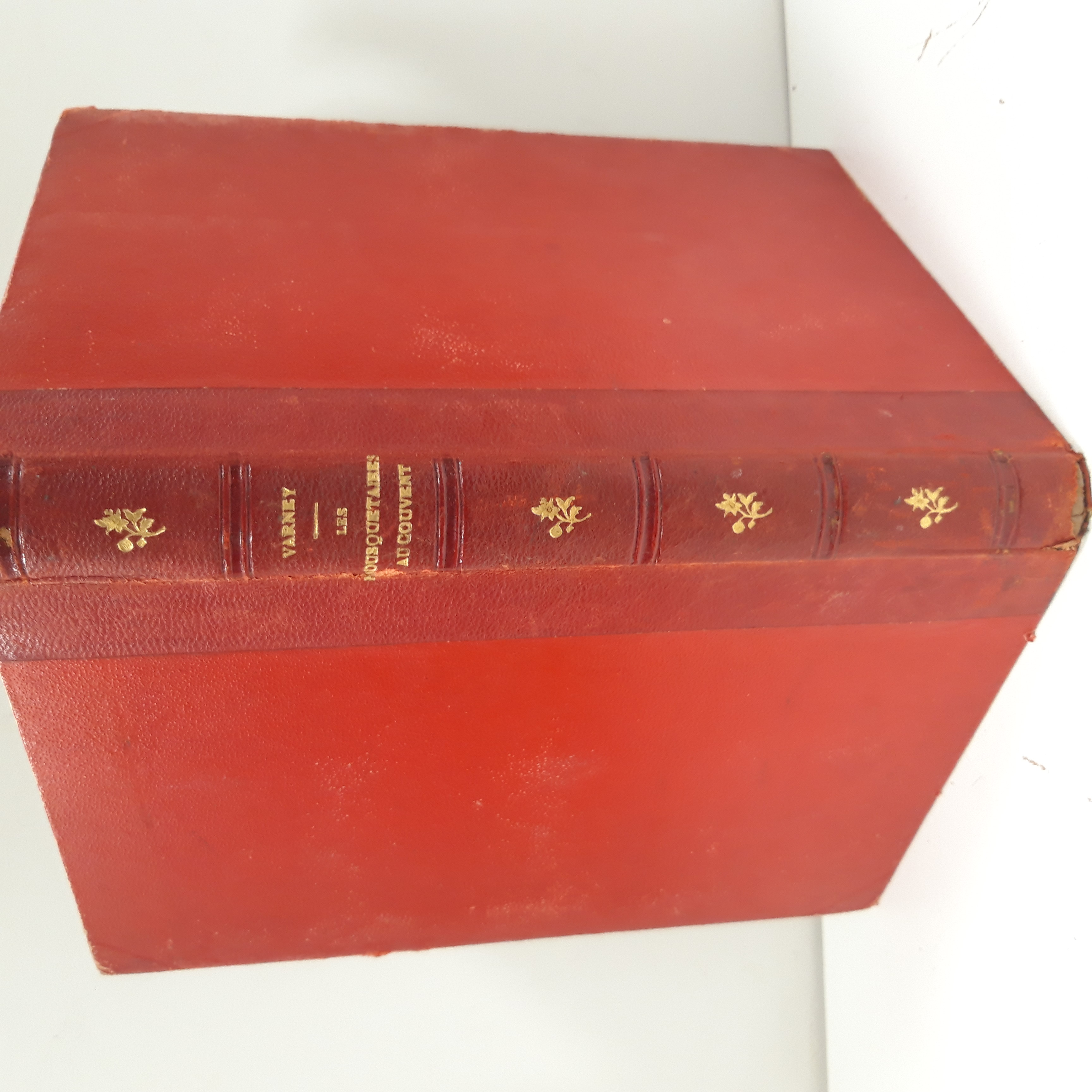 Voir photo 2 de Les mousquetaires au couvent, opéra comique, Louis Varney, Montgredien Editeurs, Bibliothèque Musicale Illustrée, non daté Les mousquetaires au couvent, opéra comique, Louis Varney, Montgredien Editeurs, Bibliothèque Musicale Illustrée, non daté reconditionné photo 2