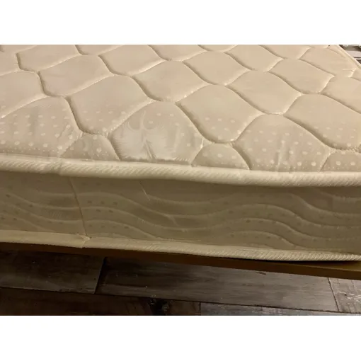 Lit 1 placé à latte avec matelas et literie complète très bon état occasion reconditionné disponible sur Rakuten