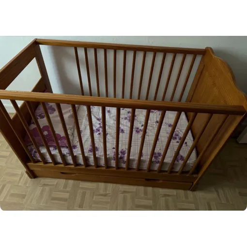 Lit Bébé En Bois Solide - Qualité Haut De Gamme Bon état reconditionné disponible sur Rakuten