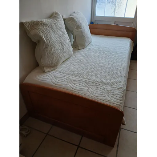 Lit cigogne Bon état reconditionné disponible sur Rakuten