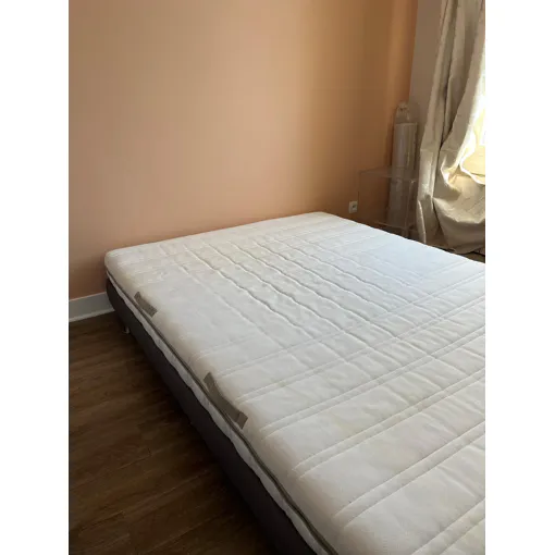 Lit double IKEA EVANGER et matelas IKEA MALVIK Bon état reconditionné disponible sur Rakuten