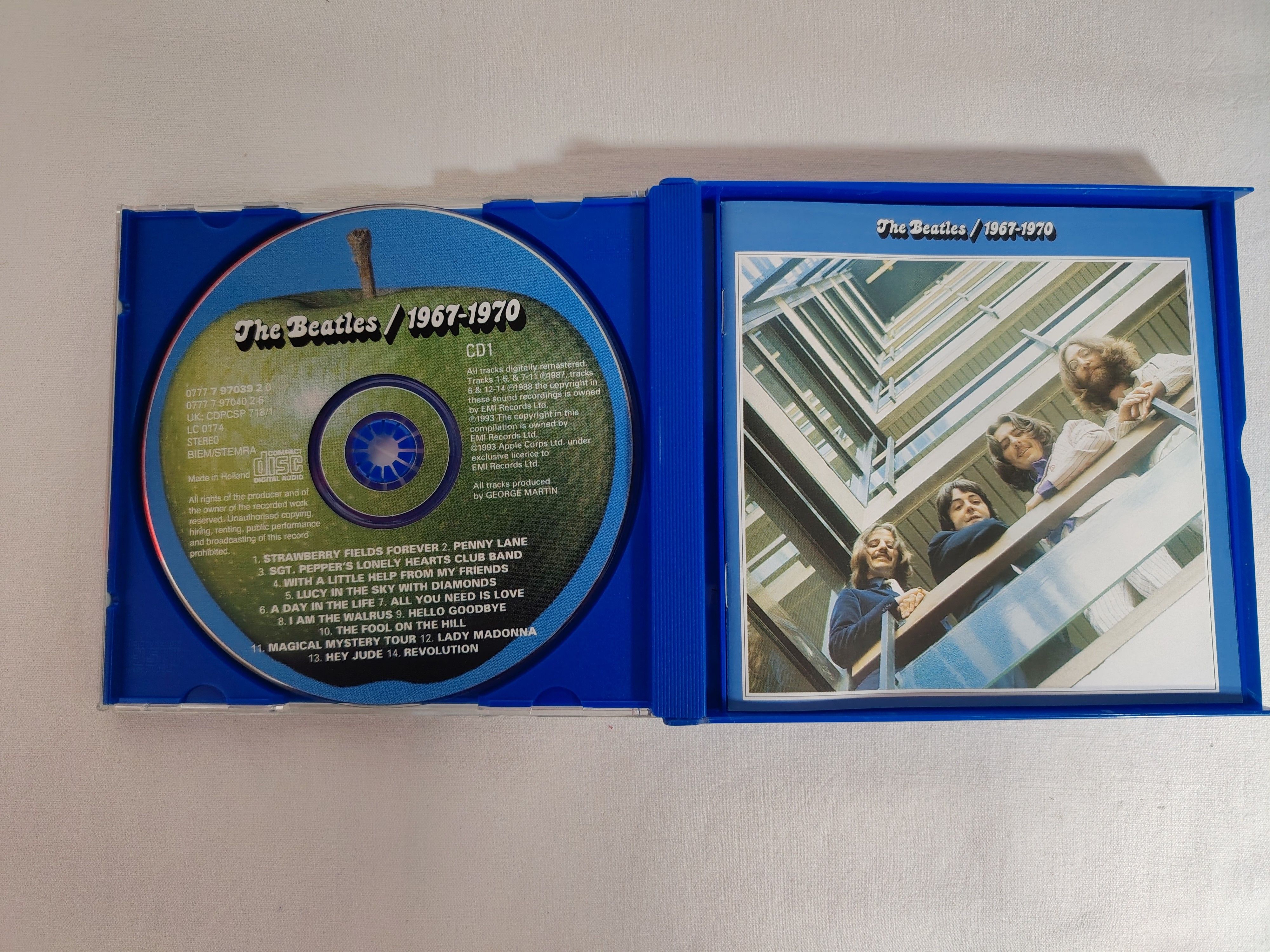 Voir photo 5 de Lot 2 CD The Beatles - 1962-1966 (Red Album) & 1967-1970 (Blue Album) Lot 2 CD The Beatles - 1962-1966 (Red Album) & 1967-1970 (Blue Album) Très bon état reconditionné photo 5