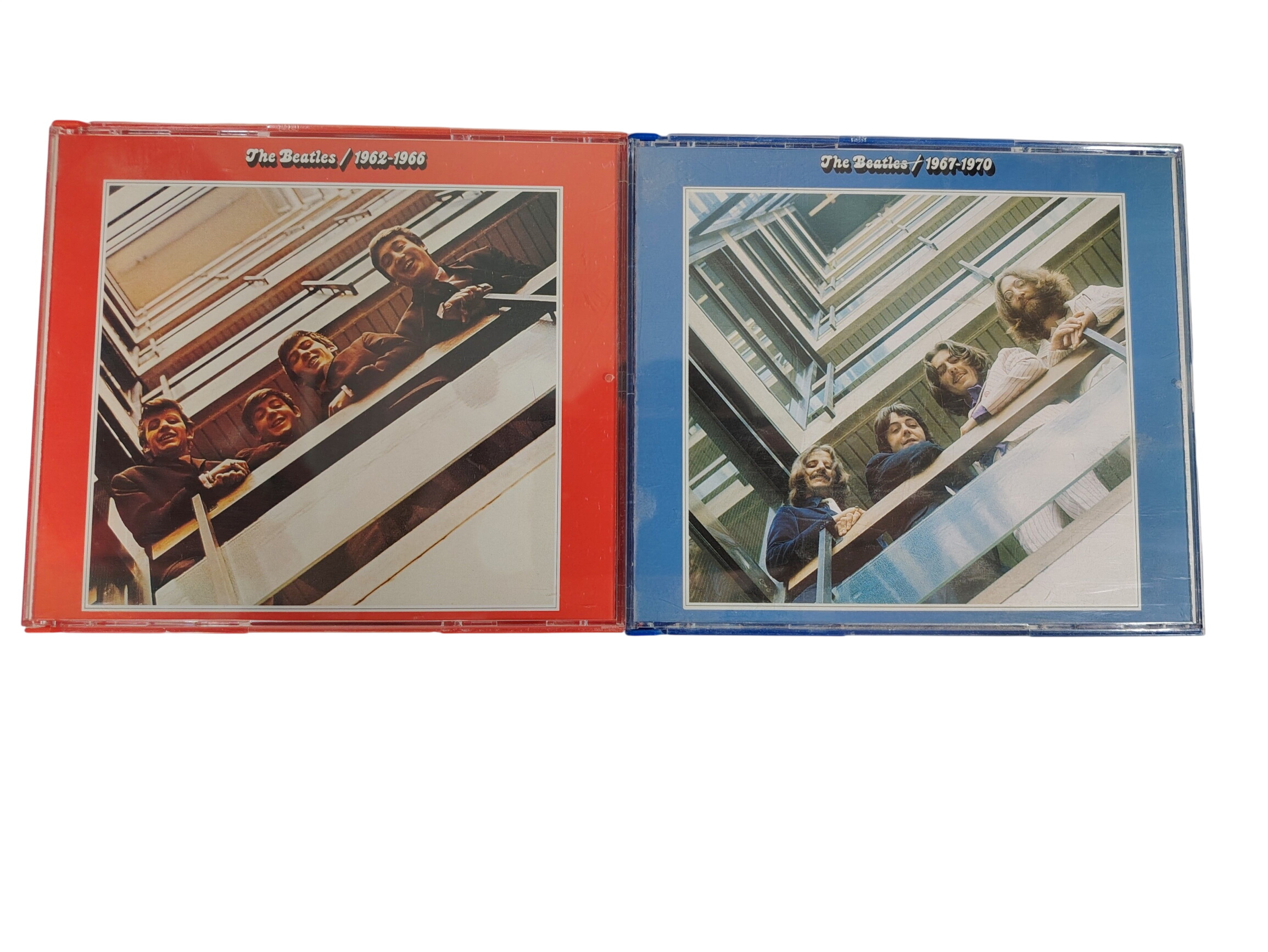 Acheter Lot 2 CD The Beatles - 1962-1966 (Red Album) & 1967-1970 (Blue Album) Très bon état - 46,00 € Lot 2 CD The Beatles - 1962-1966 (Red Album) & 1967-1970 (Blue Album) Très bon état reconditionné disponible sur Label Emmaüs
