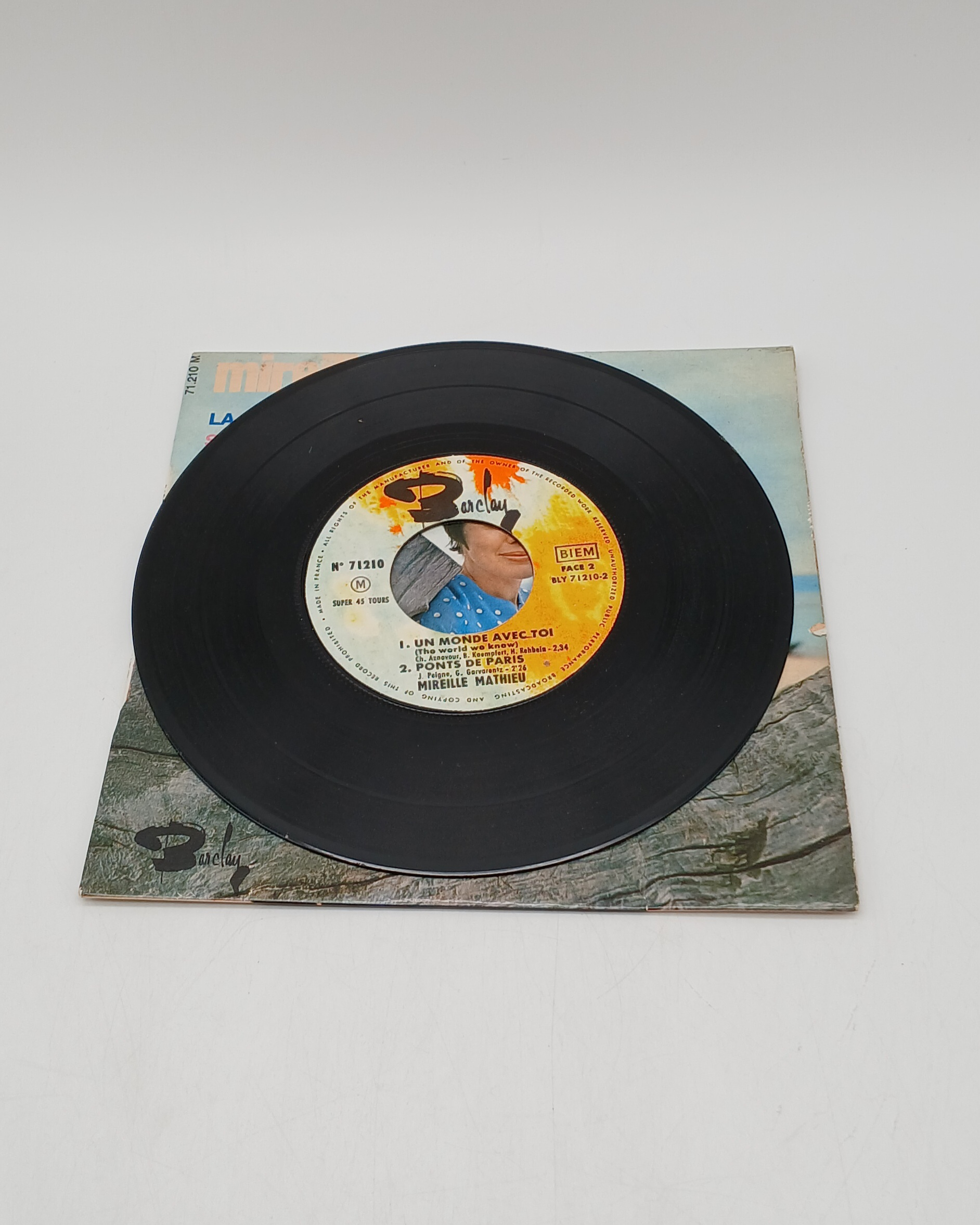 Voir photo 10 de Lot 2 Vinyles 45 Tours EP – Mireille Mathieu & Colette Renard – Chanson Française Vintage (60's) Lot 2 Vinyles 45 Tours EP – Mireille Mathieu & Colette Renard – Chanson Française Vintage (60's) Très bon état reconditionné photo 10