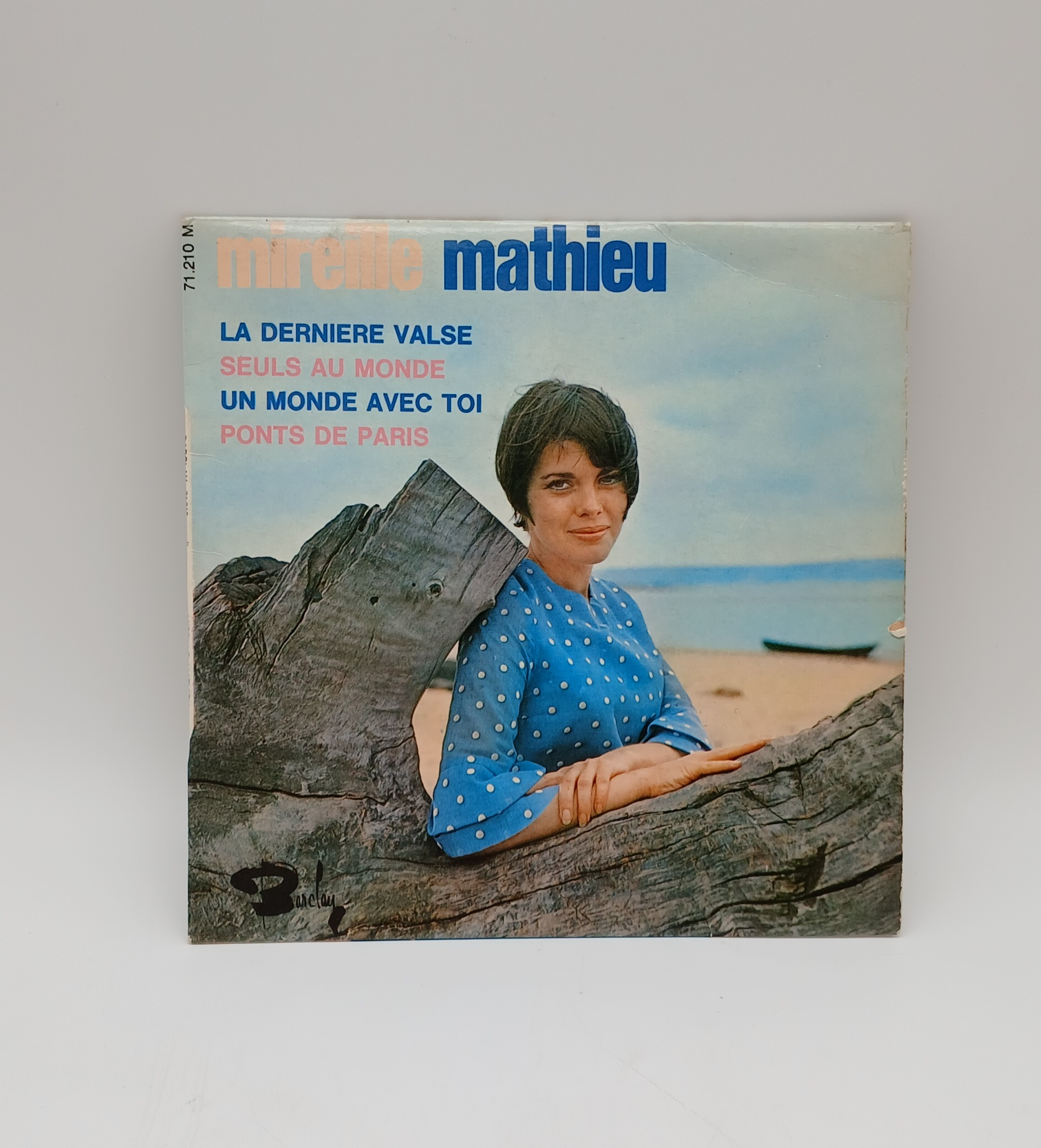 Voir photo 7 de Lot 2 Vinyles 45 Tours EP – Mireille Mathieu & Colette Renard – Chanson Française Vintage (60's) Lot 2 Vinyles 45 Tours EP – Mireille Mathieu & Colette Renard – Chanson Française Vintage (60's) Très bon état reconditionné photo 7