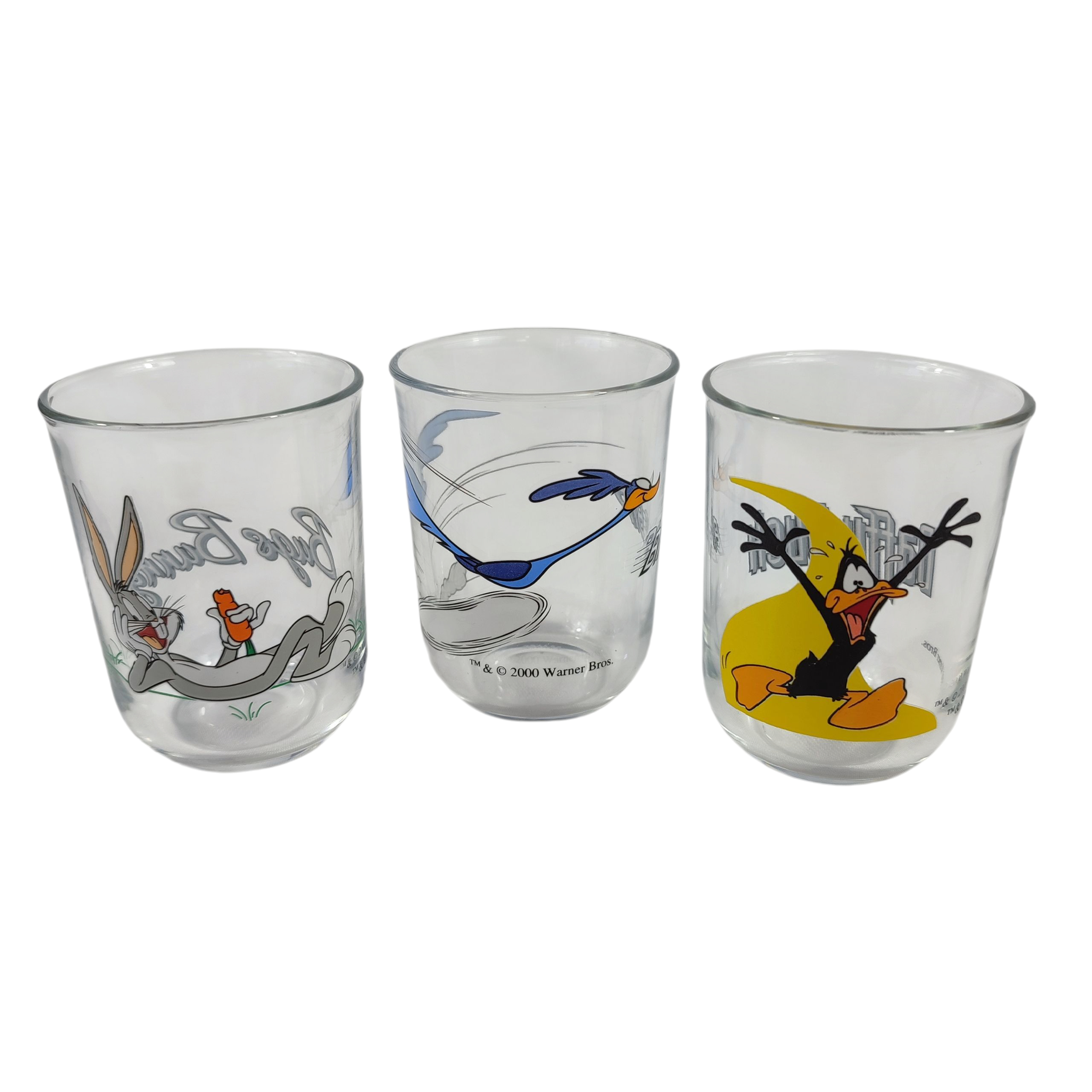 Acheter Lot 3 verre à eau Looney Tunes - Warner Bros 2000 - Bip Bip, Daffy Duck & Bugs Bunny Bon état - 10,50 € Lot 3 verre à eau Looney Tunes - Warner Bros 2000 - Bip Bip, Daffy Duck & Bugs Bunny Bon état reconditionné disponible sur Label Emmaüs