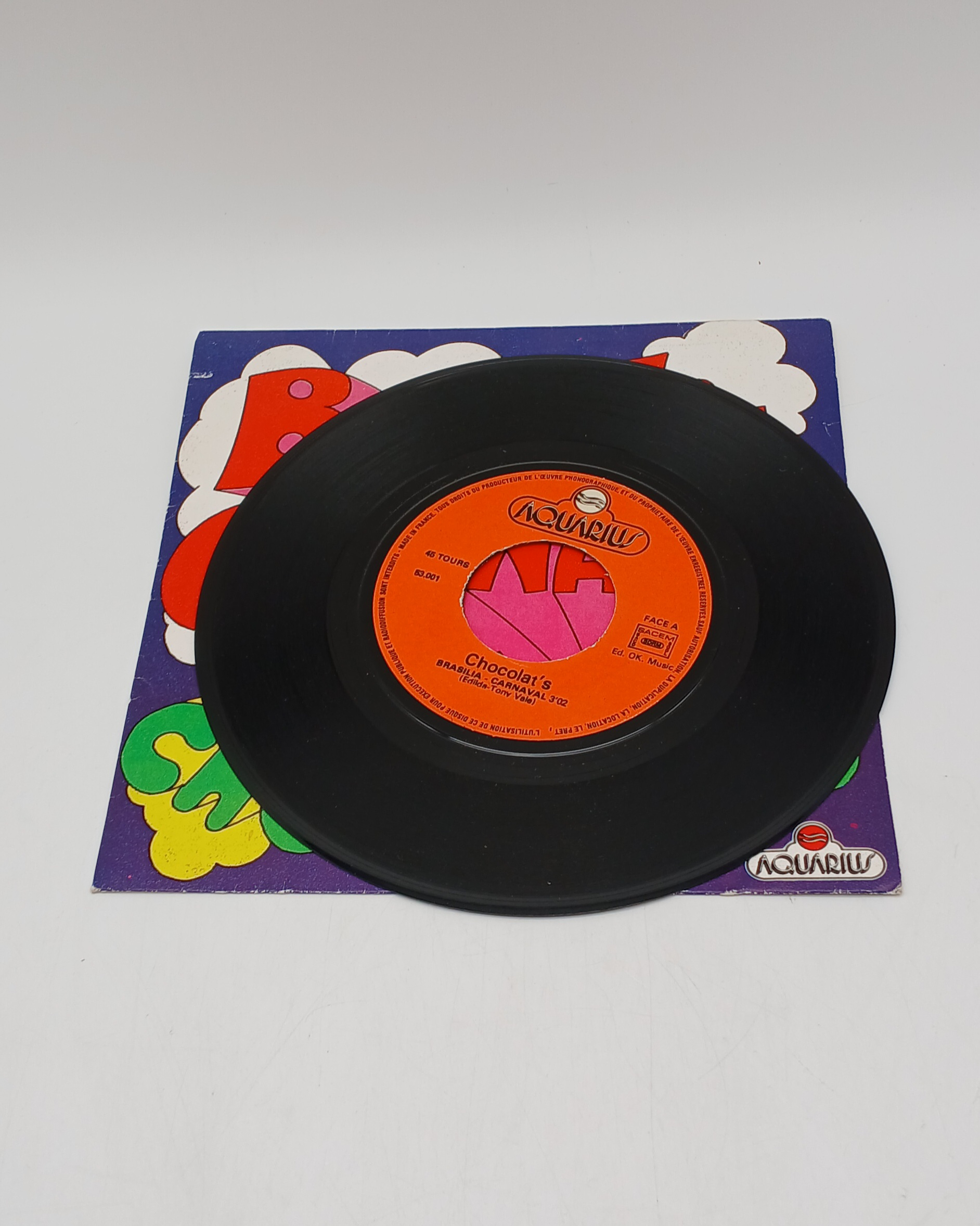 Voir photo 8 de Lot 3 Vinyles 45 Tours – Succès Années 70 (Dave, Chocolat's, Michel Fugain & Le Big Bazar) Lot 3 Vinyles 45 Tours – Succès Années 70 (Dave, Chocolat's, Michel Fugain & Le Big Bazar) Très bon état reconditionné photo 8