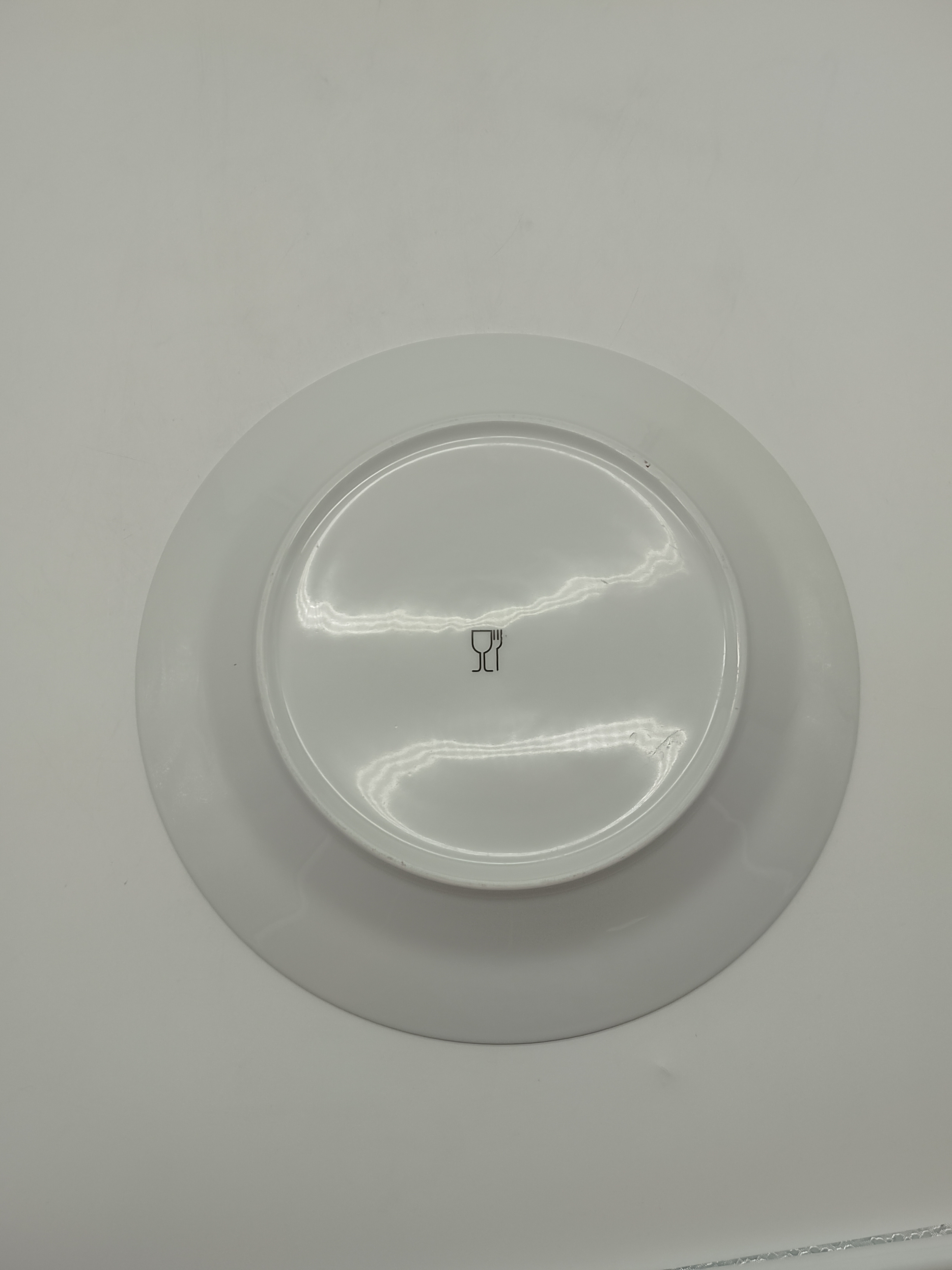 Voir photo 12 de Lot 4 assiettes en faïence blanche "fleur de pissenlit" colorées Lot 4 assiettes en faïence blanche "fleur de pissenlit" colorées Très bon état reconditionné photo 12